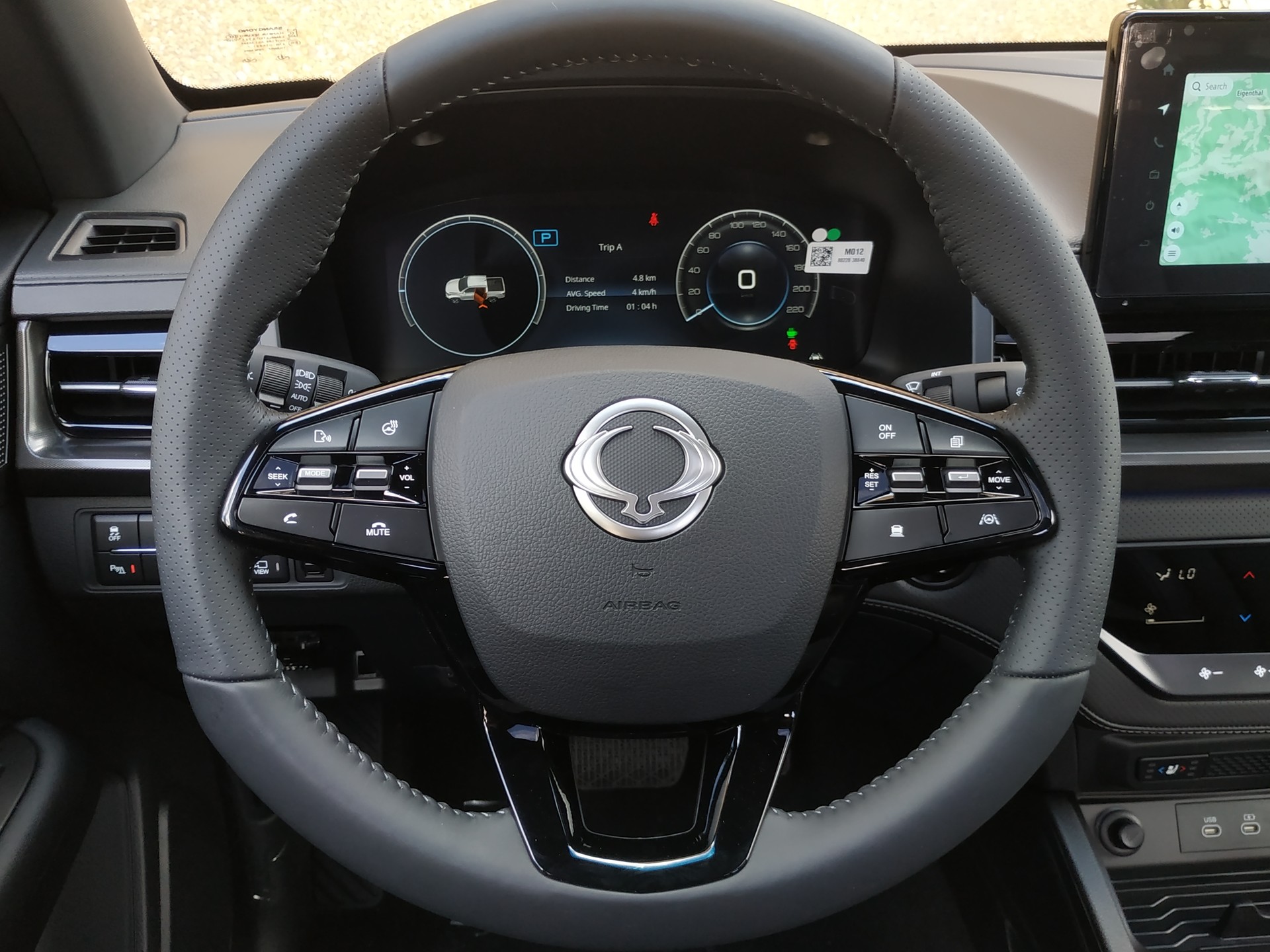 KGM-SsangYong Musso 2.2 Blackline 4WD Automat-image-14
