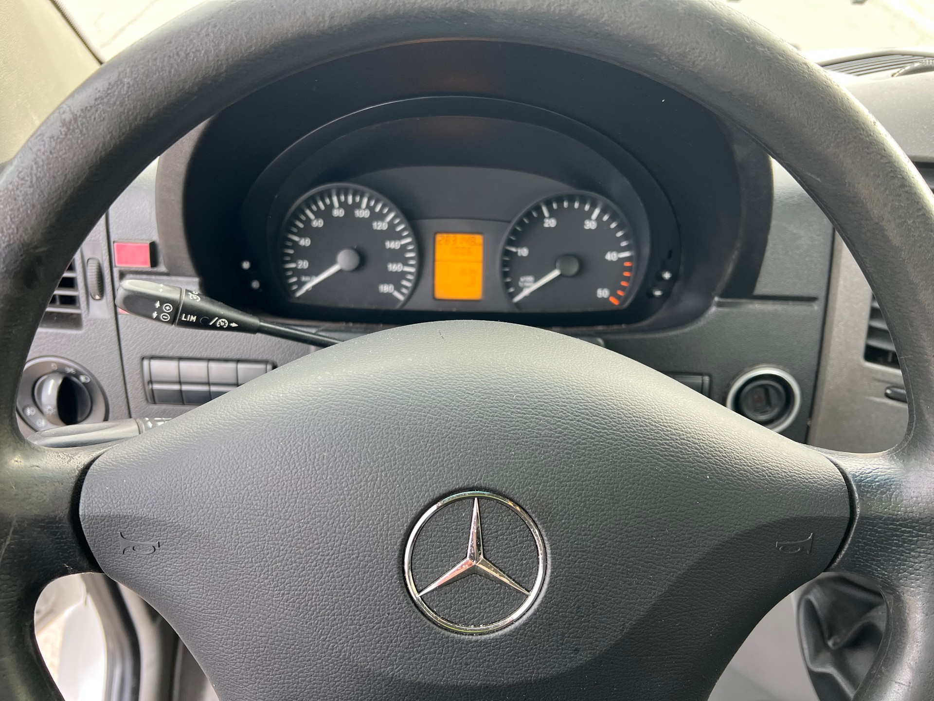 MERCEDES-BENZ Sprinter 519 CDI 3.0 V6 Diesel - Clima - Tracteur à sellette-image-10
