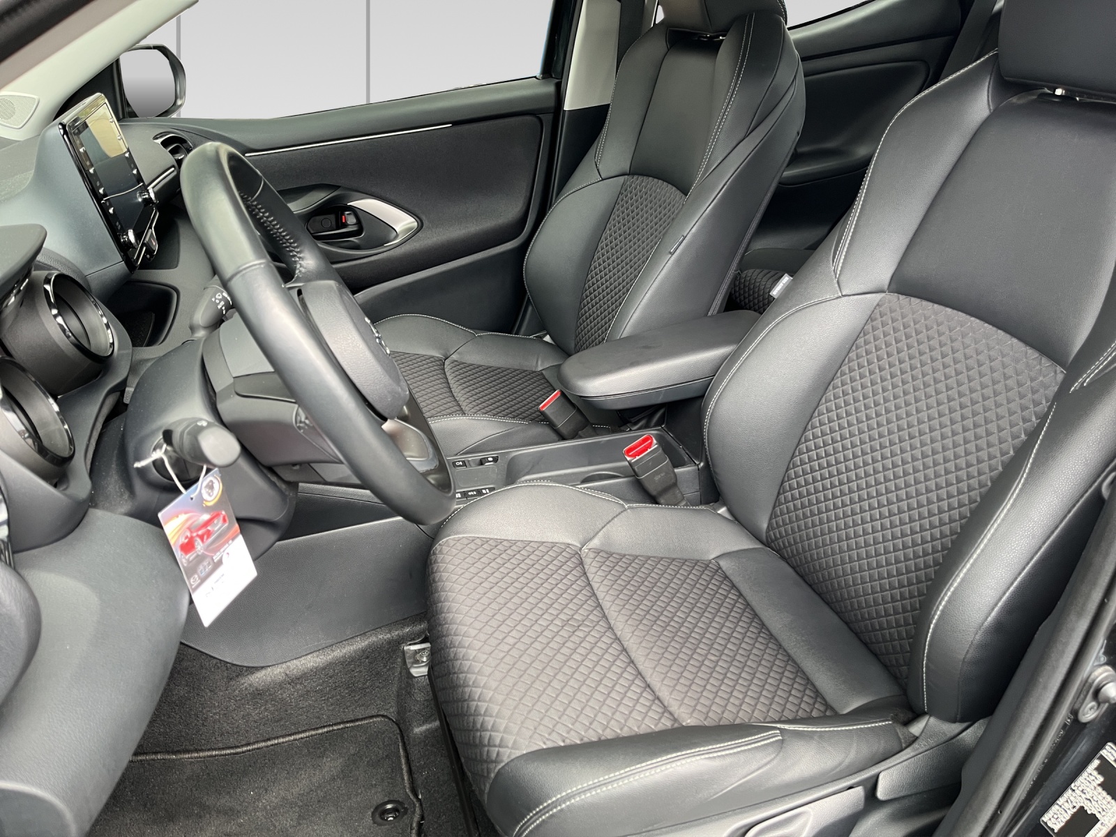 MAZDA 2 Hybrid Select-image-6