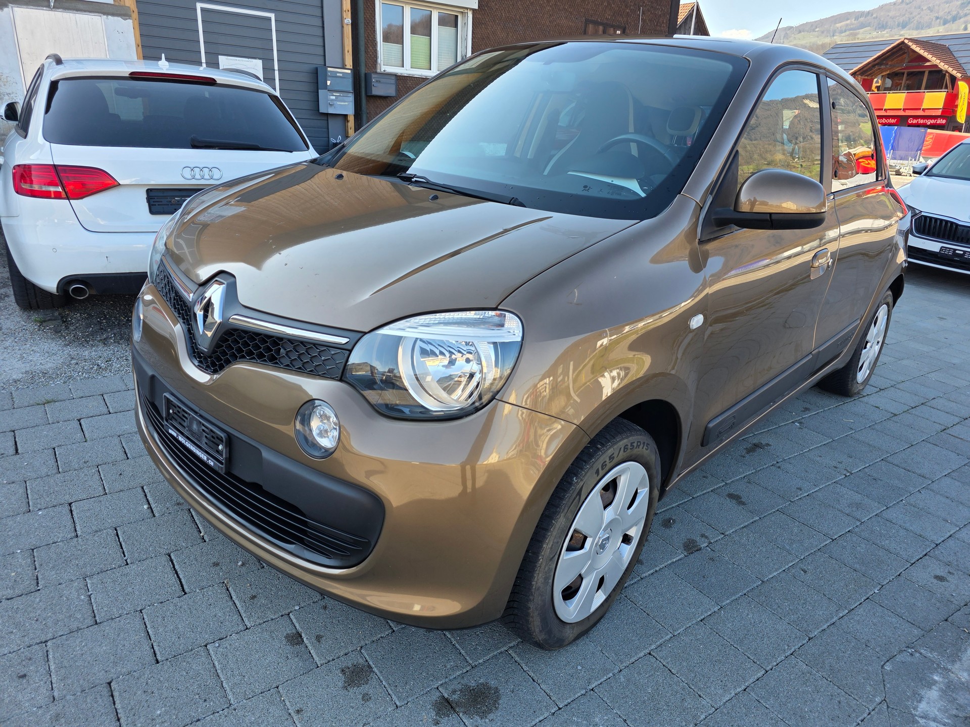 RENAULT Twingo 1.0 Life Frisch ab Mfk neue sommerreifen-image-12