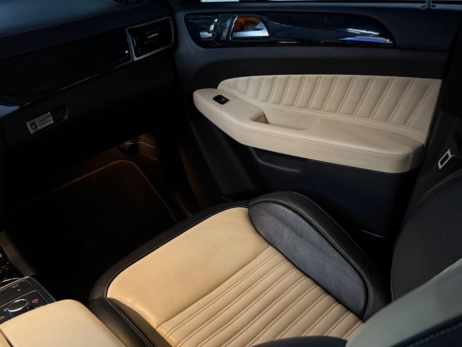 MERCEDES-BENZ GLE Coupé 450 AMG 4Matic 9G-Tronic-image-13
