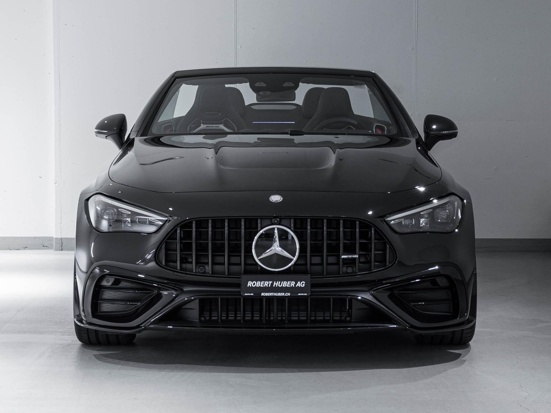 MERCEDES-BENZ CLE 53 AMG 4MATIC+ Cabriolet-image-2