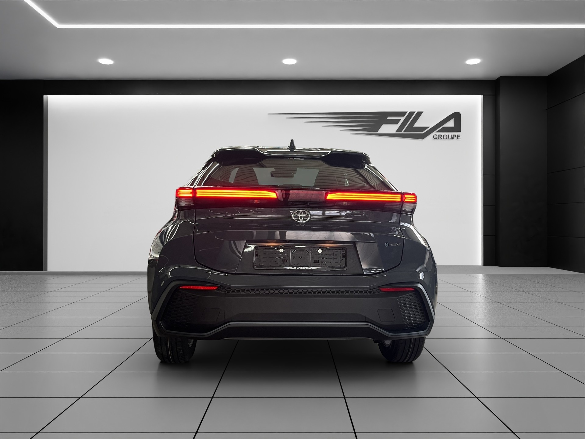TOYOTA C-HR 1.8 HEV Comfort-image-4