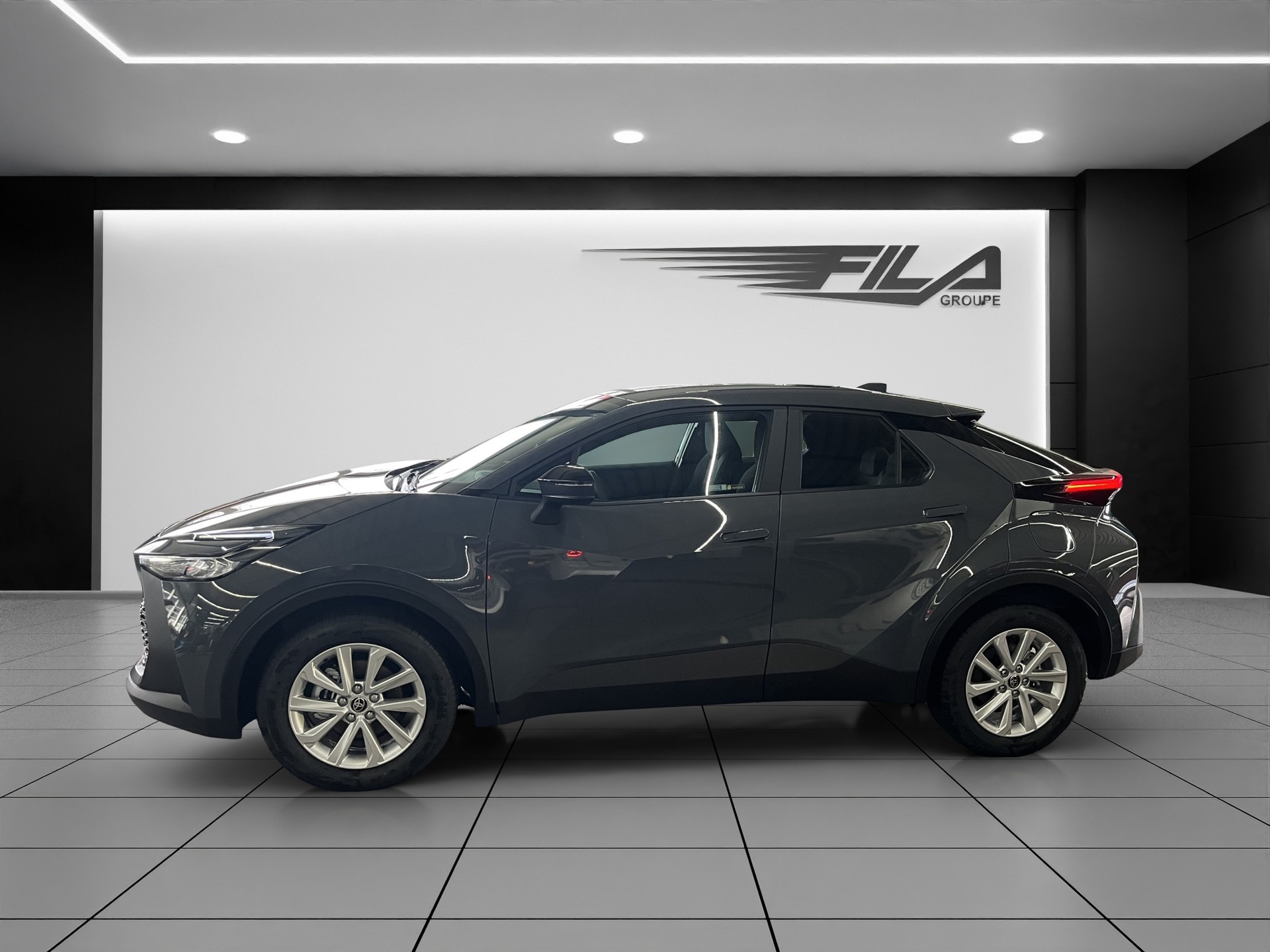 TOYOTA C-HR 1.8 HEV Comfort-image-3