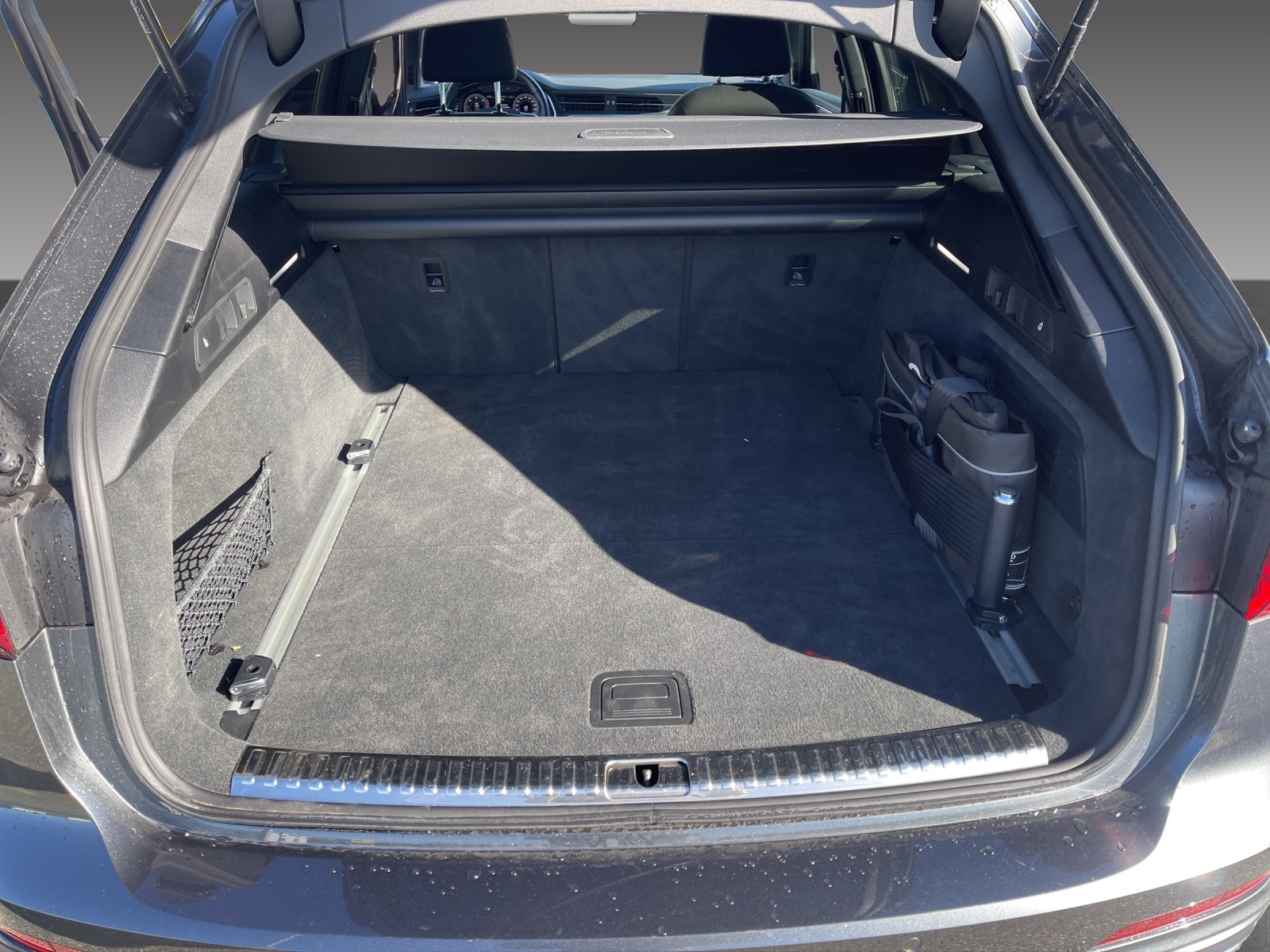 AUDI A6 Avant 40 TDI Sport Attraction quattro S-tronic-image-19