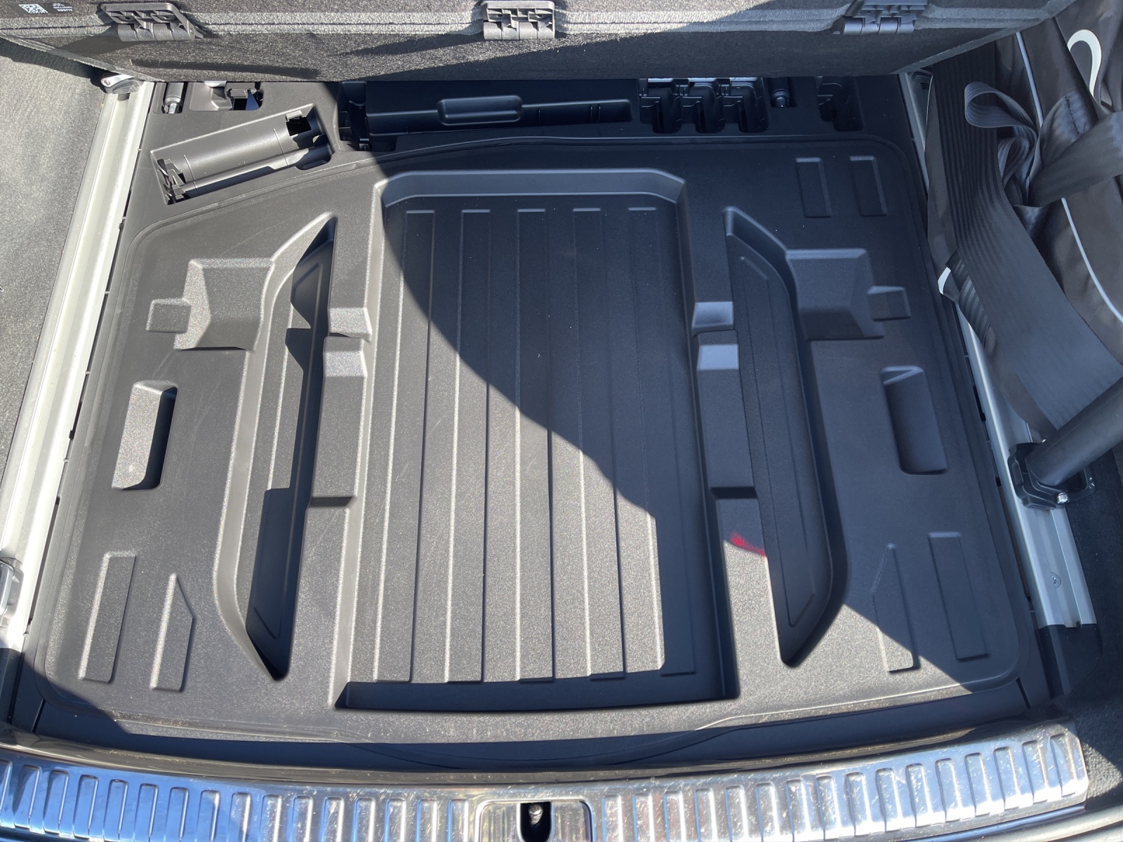 AUDI A6 Avant 40 TDI Sport Attraction quattro S-tronic-image-21