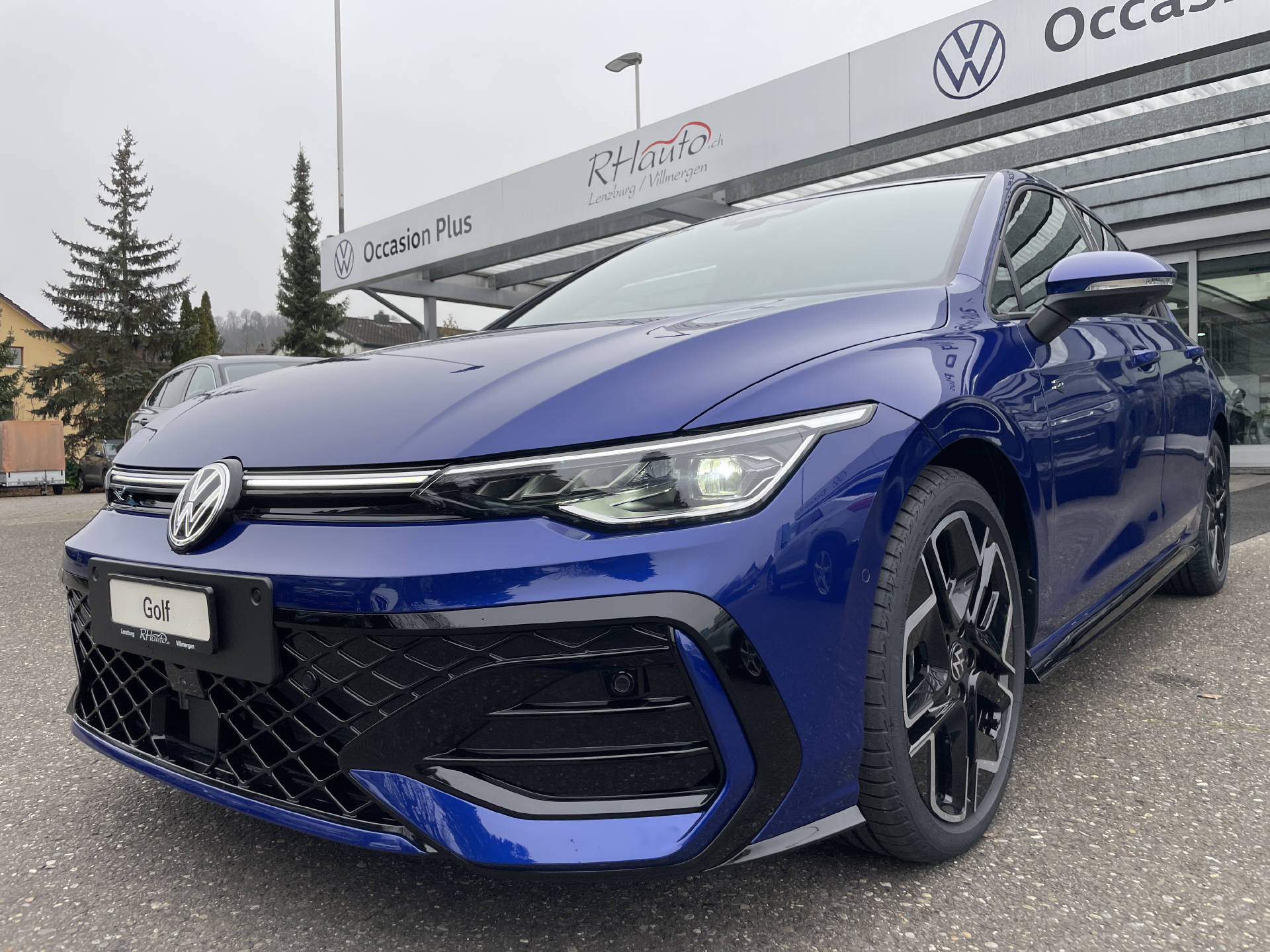 VW Golf VIII 1.5 eTSI R-Line DSG