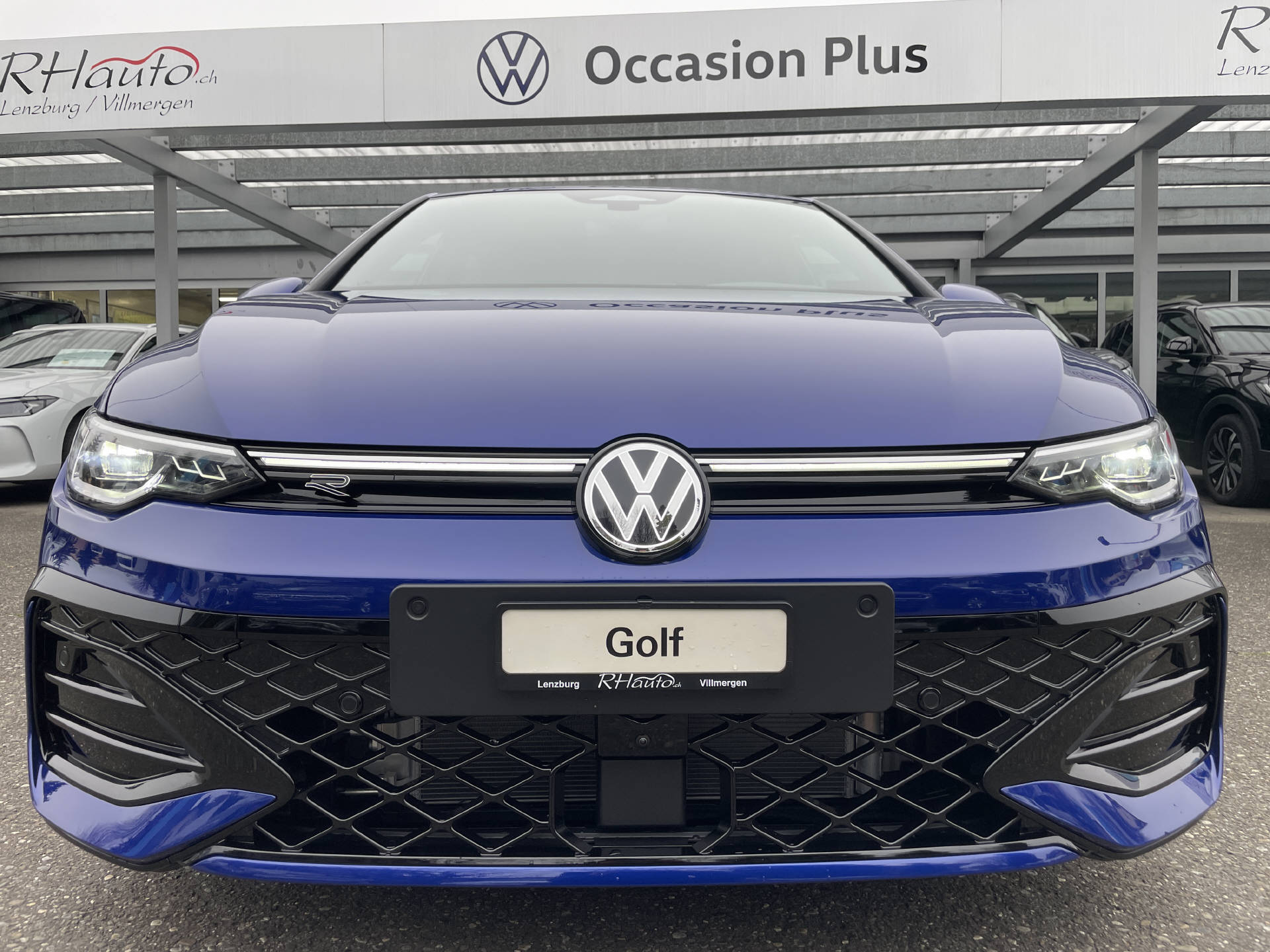 VW Golf VIII 1.5 eTSI R-Line DSG-showroom-element-1