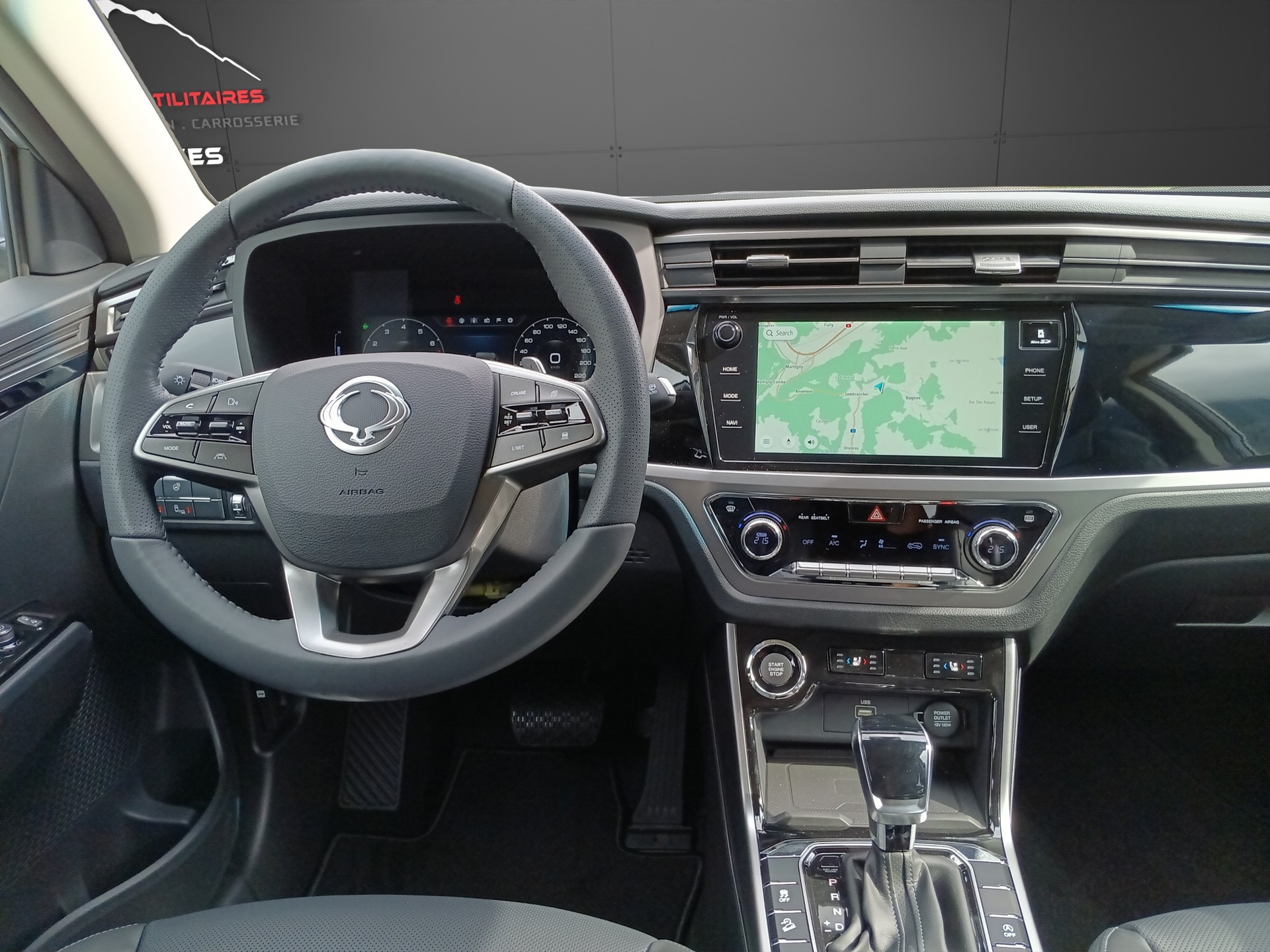 KGM-SsangYong Korando 1.5 T GDI Titanium 4WD Automat-image-12