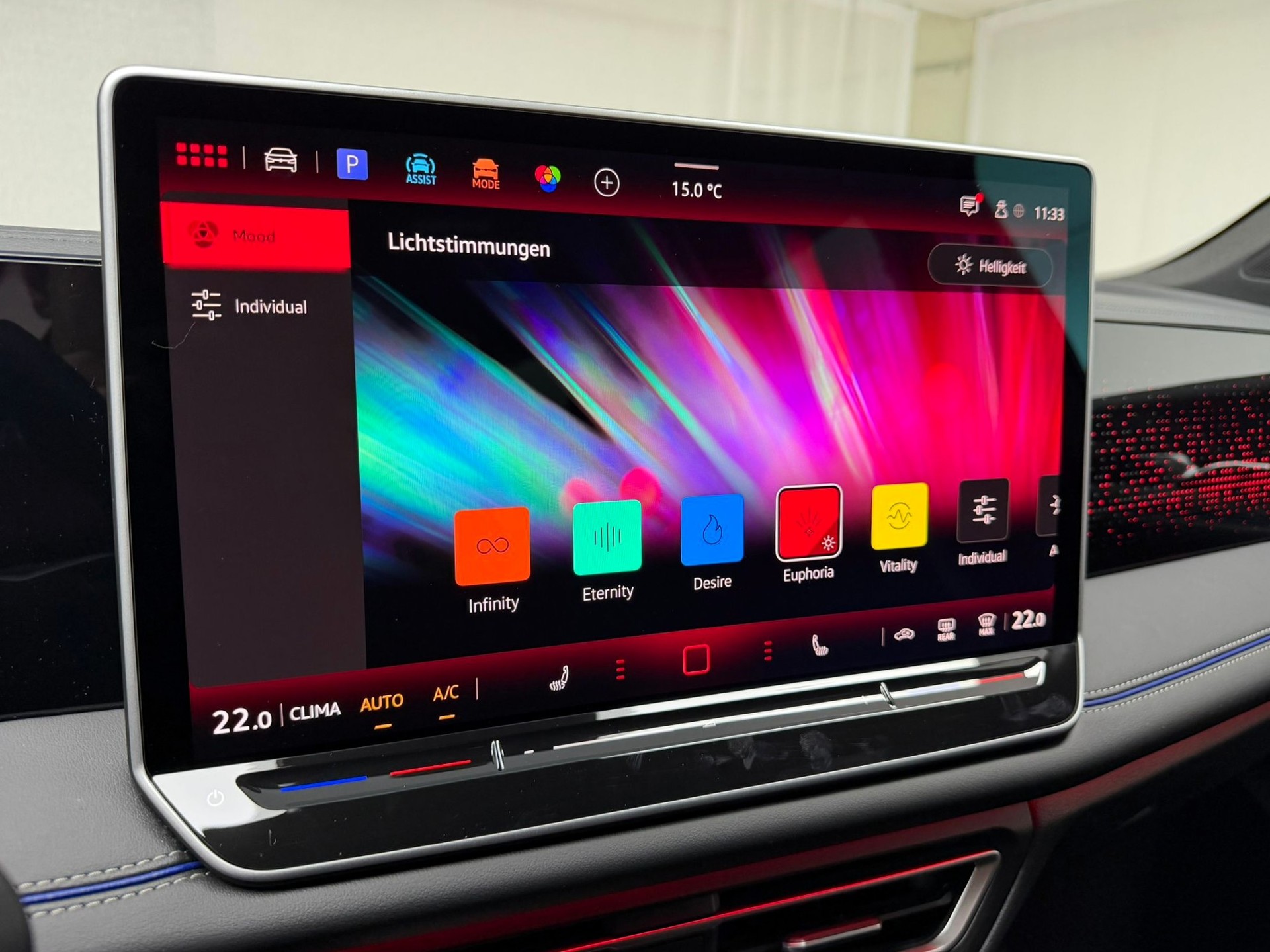 VW Tiguan 2.0 TSI DSG R-Line 4Motion-image-27