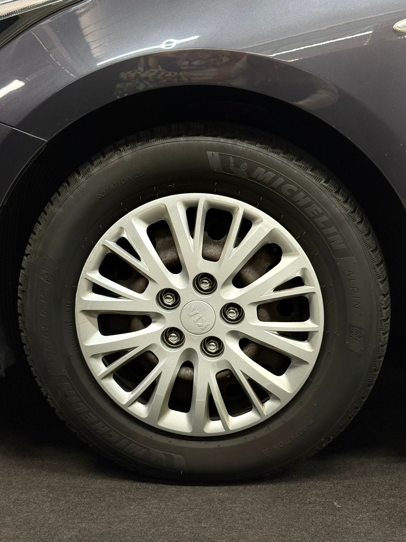 KIA Cee'd 1.4 16V _seven-image-9