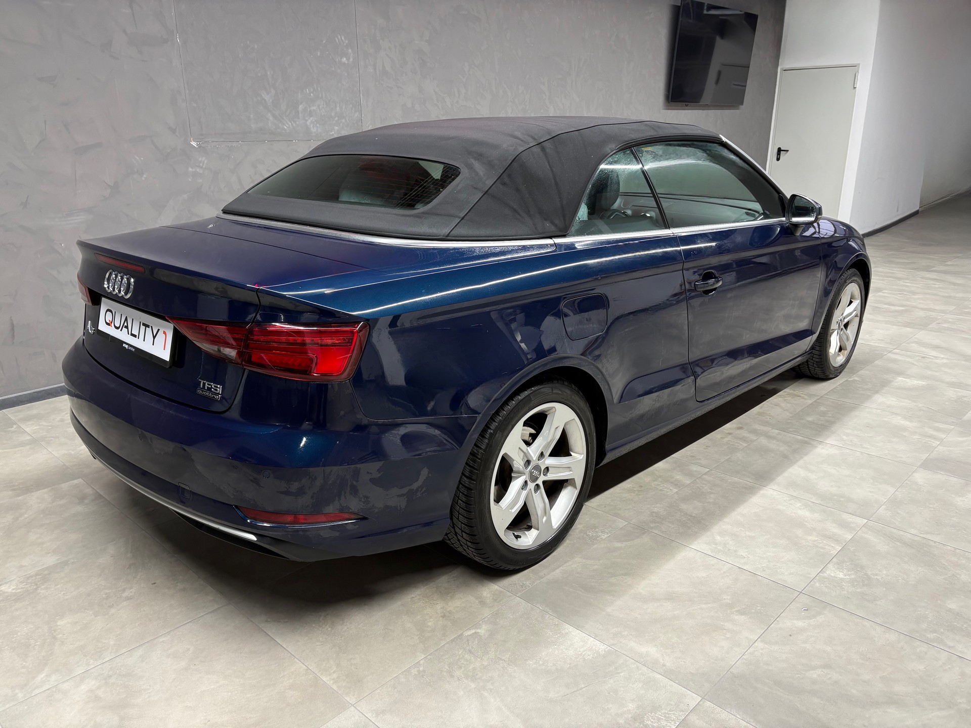 AUDI A3 Cabriolet 2.0 TFSI Sport quattro S-tronic-image-13