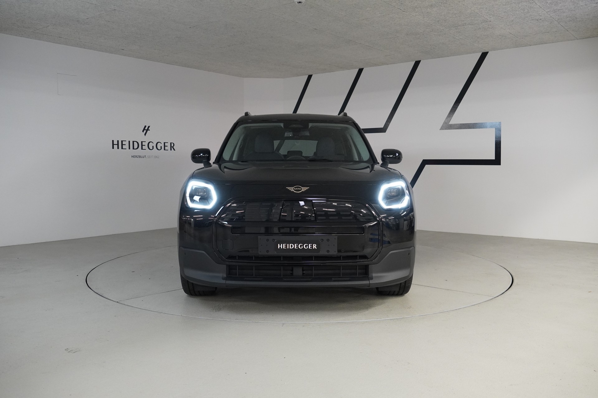 MINI Countryman E-image-2