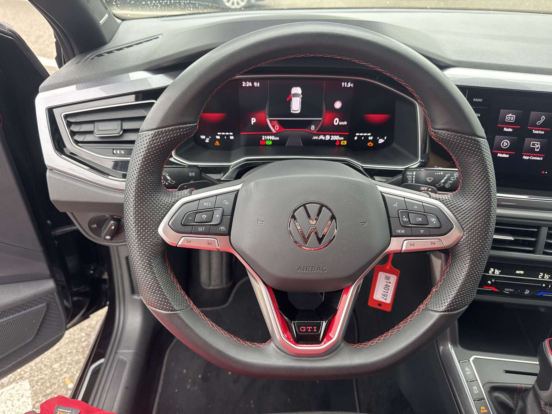 VW Polo 2.0 TSi GTi 207PS DSG-Automat-image-15