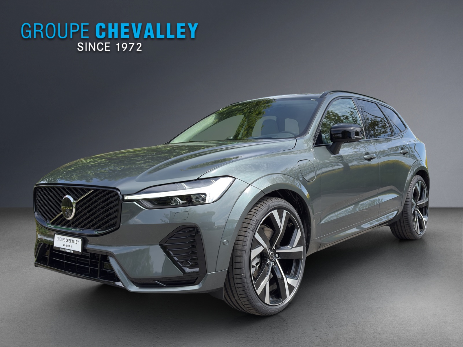 VOLVO XC60 T6 eAWD PluginHybrid Ultra Dark Geartronic-image-0