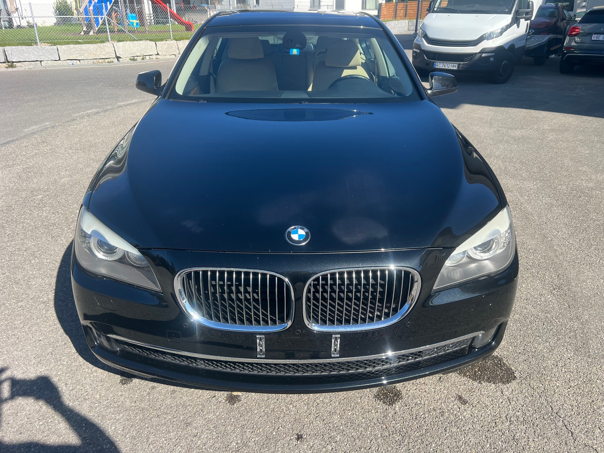 BMW 750i