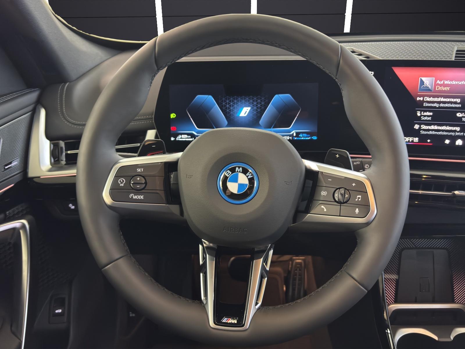 BMW X1 25e xDrive-image-18