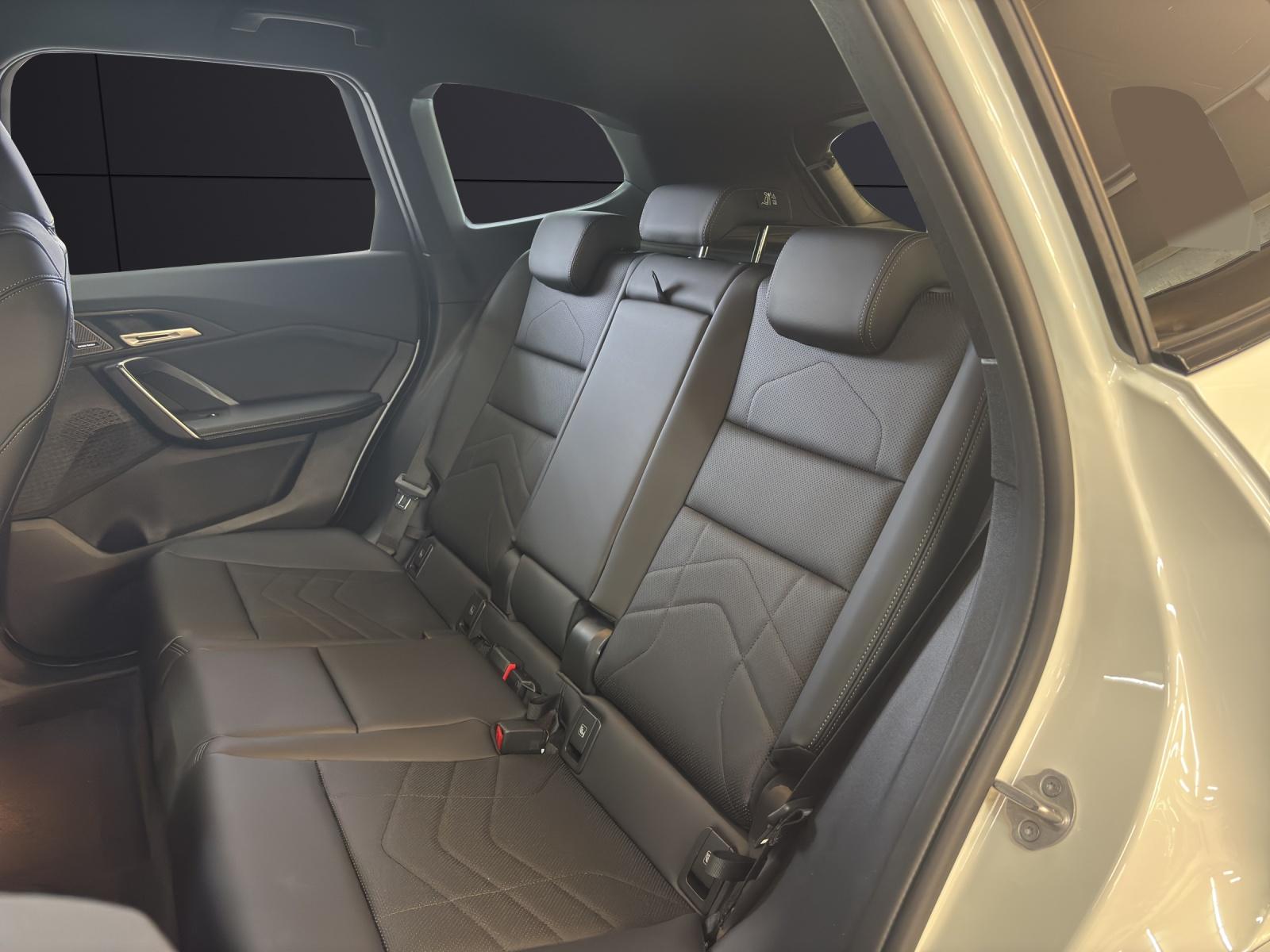 BMW X1 25e xDrive-image-11