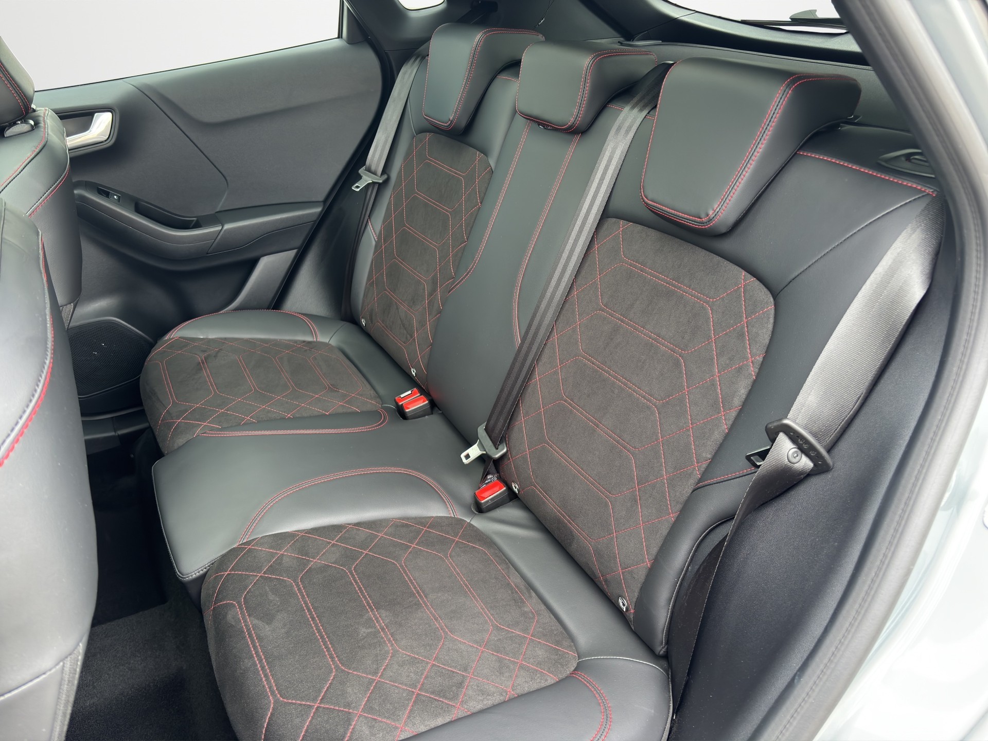 FORD Puma 1.0 EcoB Hybrid 125 ST-Line X-image-7