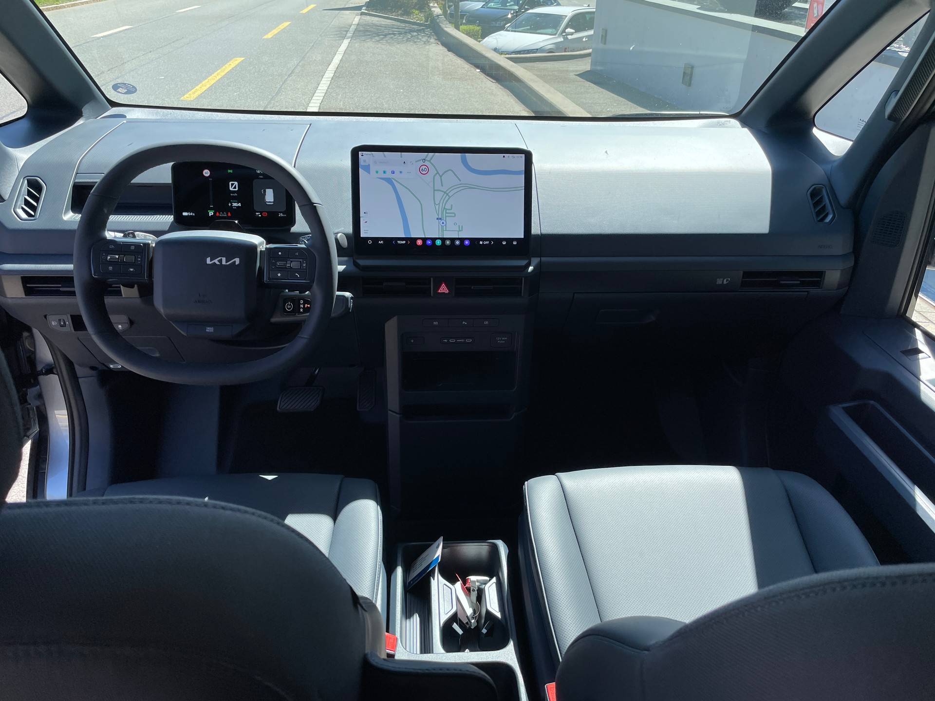 KIA PV5 71.2 kWh Plus-image-18