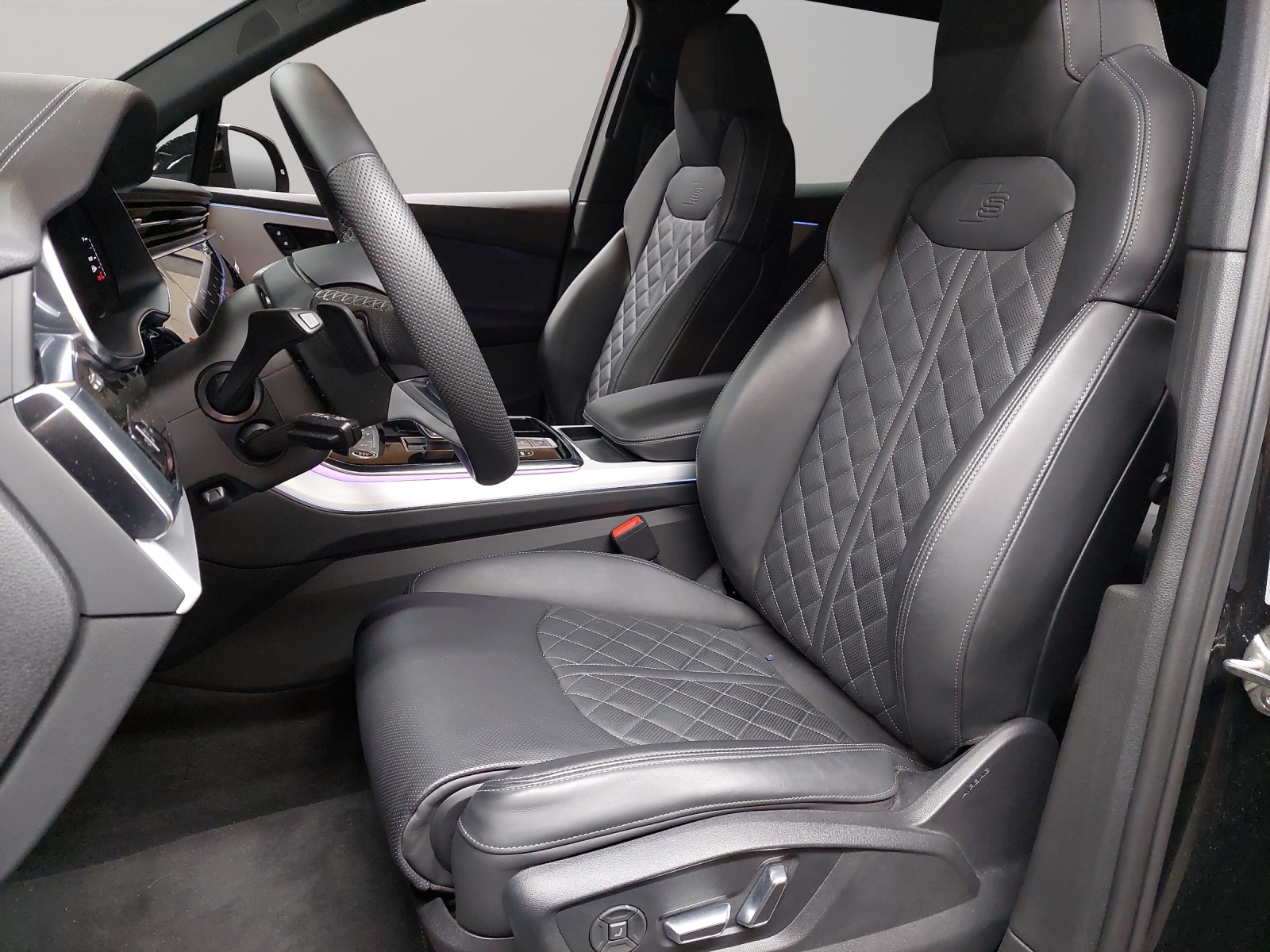 AUDI Q7 50 TDI quattro S Line tiptronic-image-5