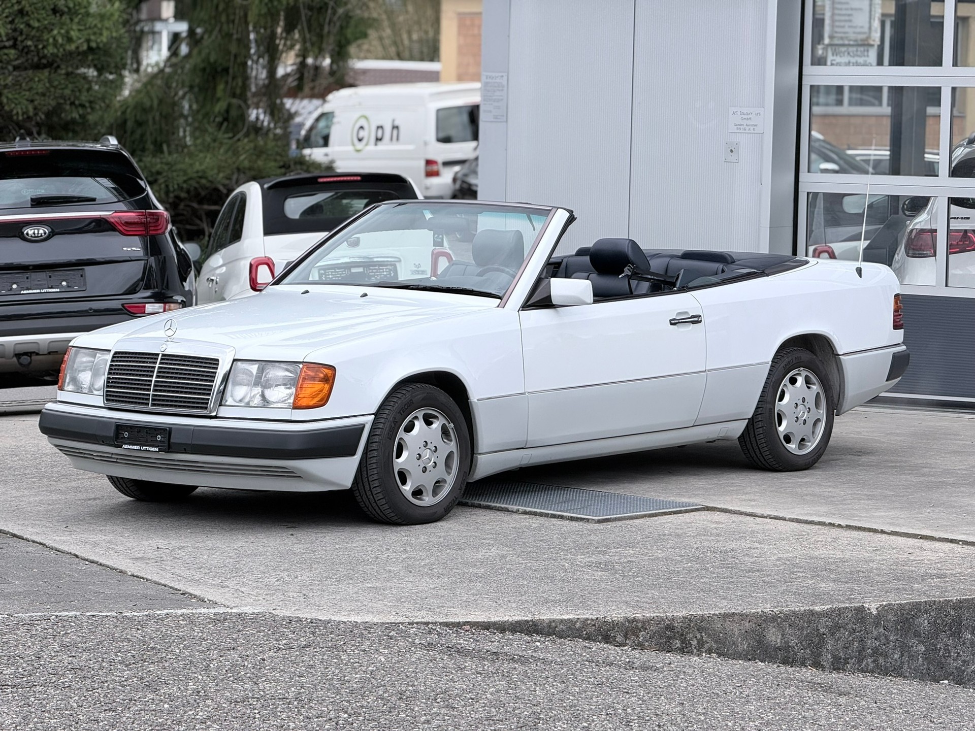 MERCEDES-BENZ 300 CE-24 Cabrio-image-0