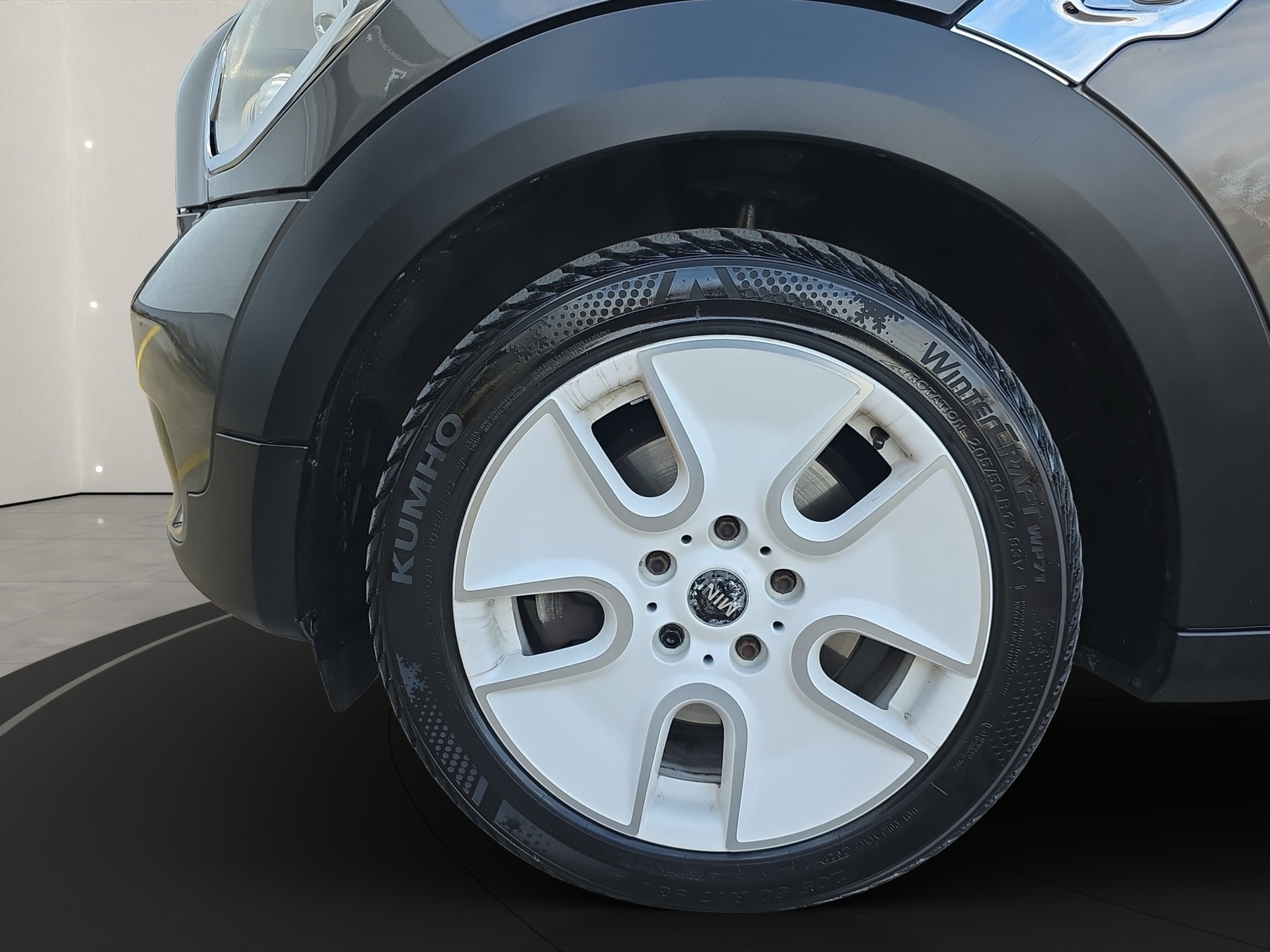 MINI Countryman Cooper D ALL4-image-16