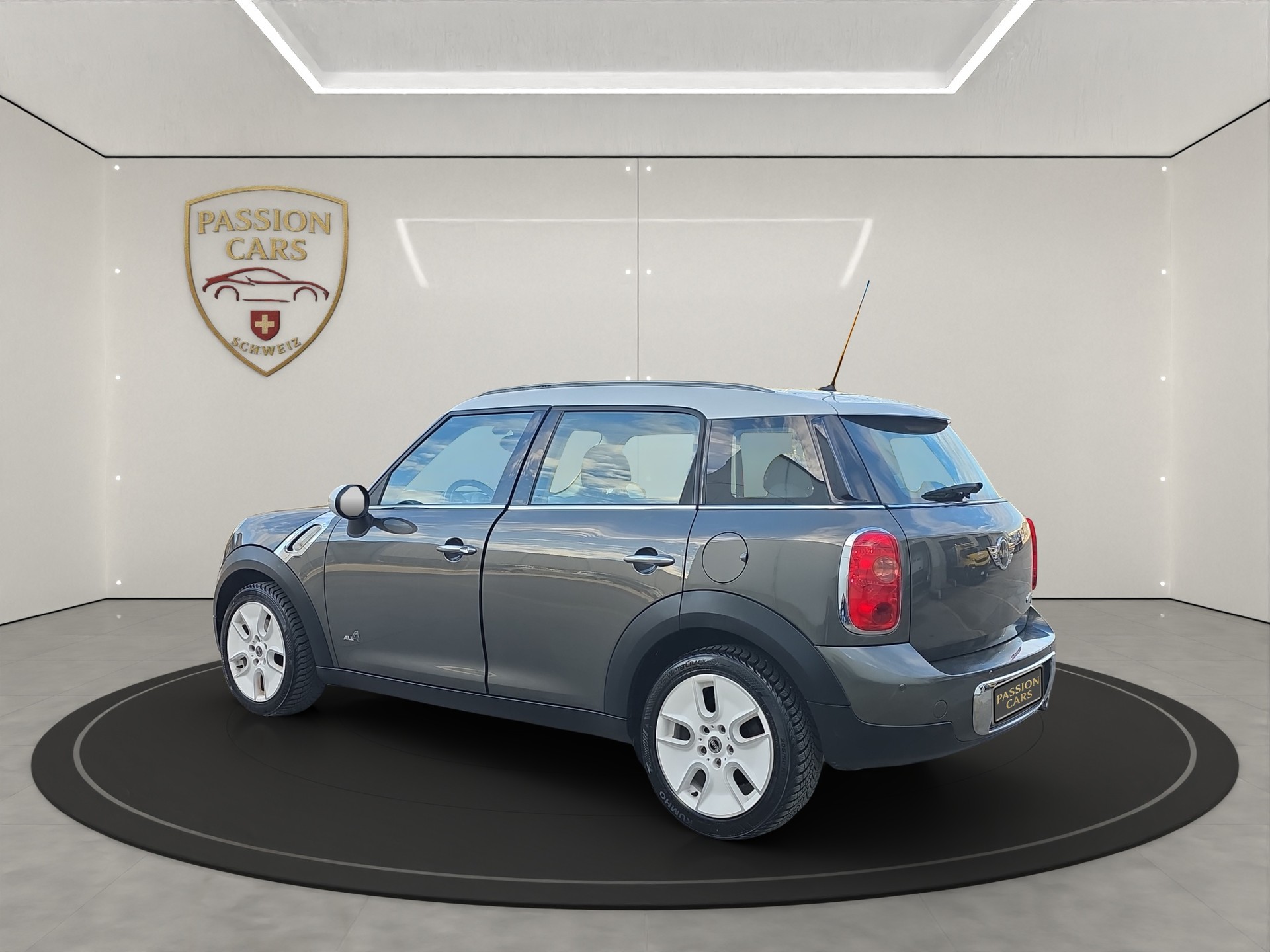 MINI Countryman Cooper D ALL4-image-2
