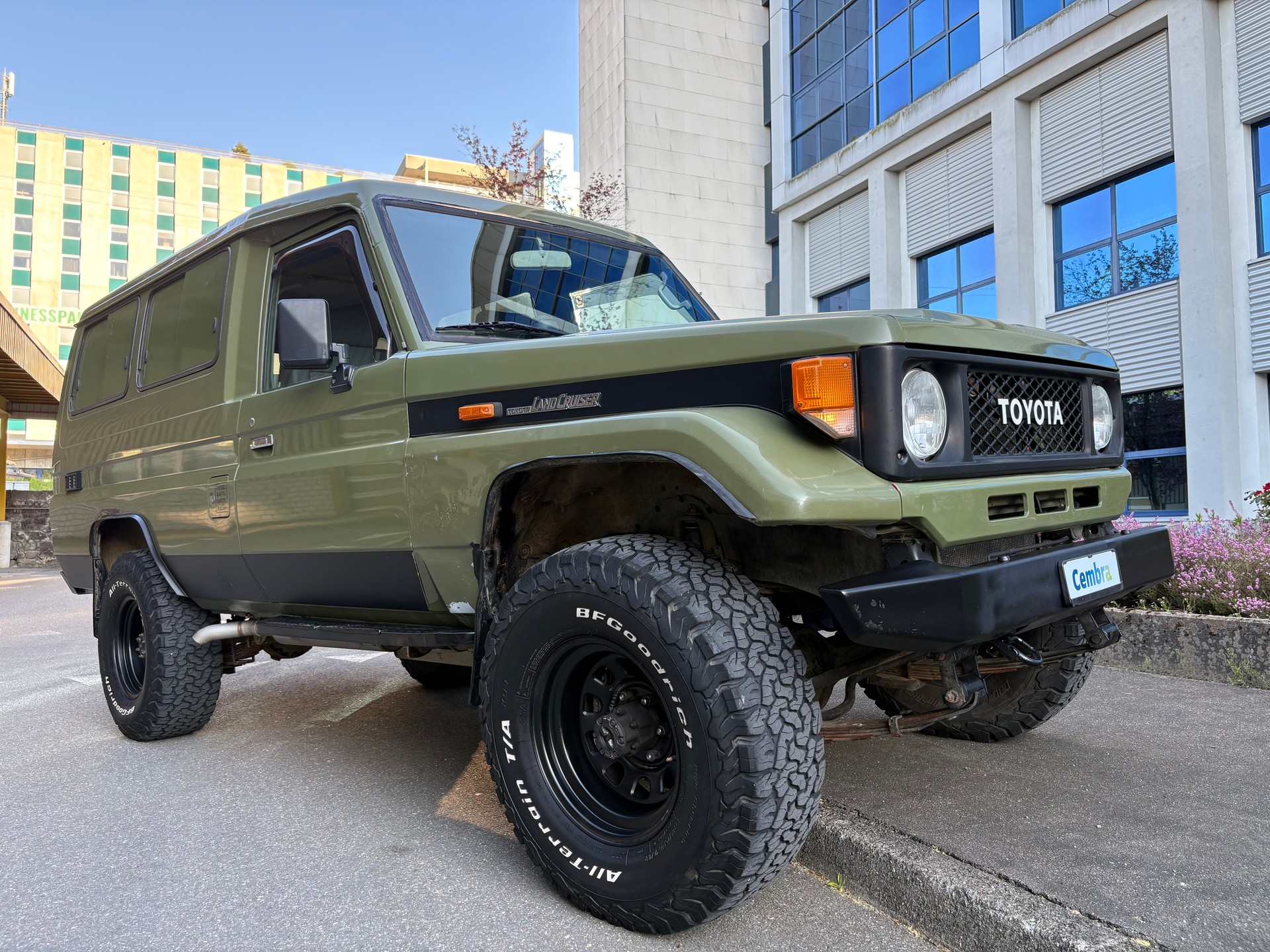 TOYOTA Land Cruiser 400 Hdt Long 4.2D-image-5