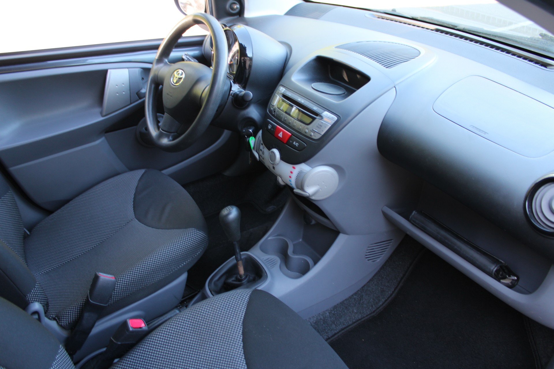 TOYOTA Aygo 1.0 easy-image-5