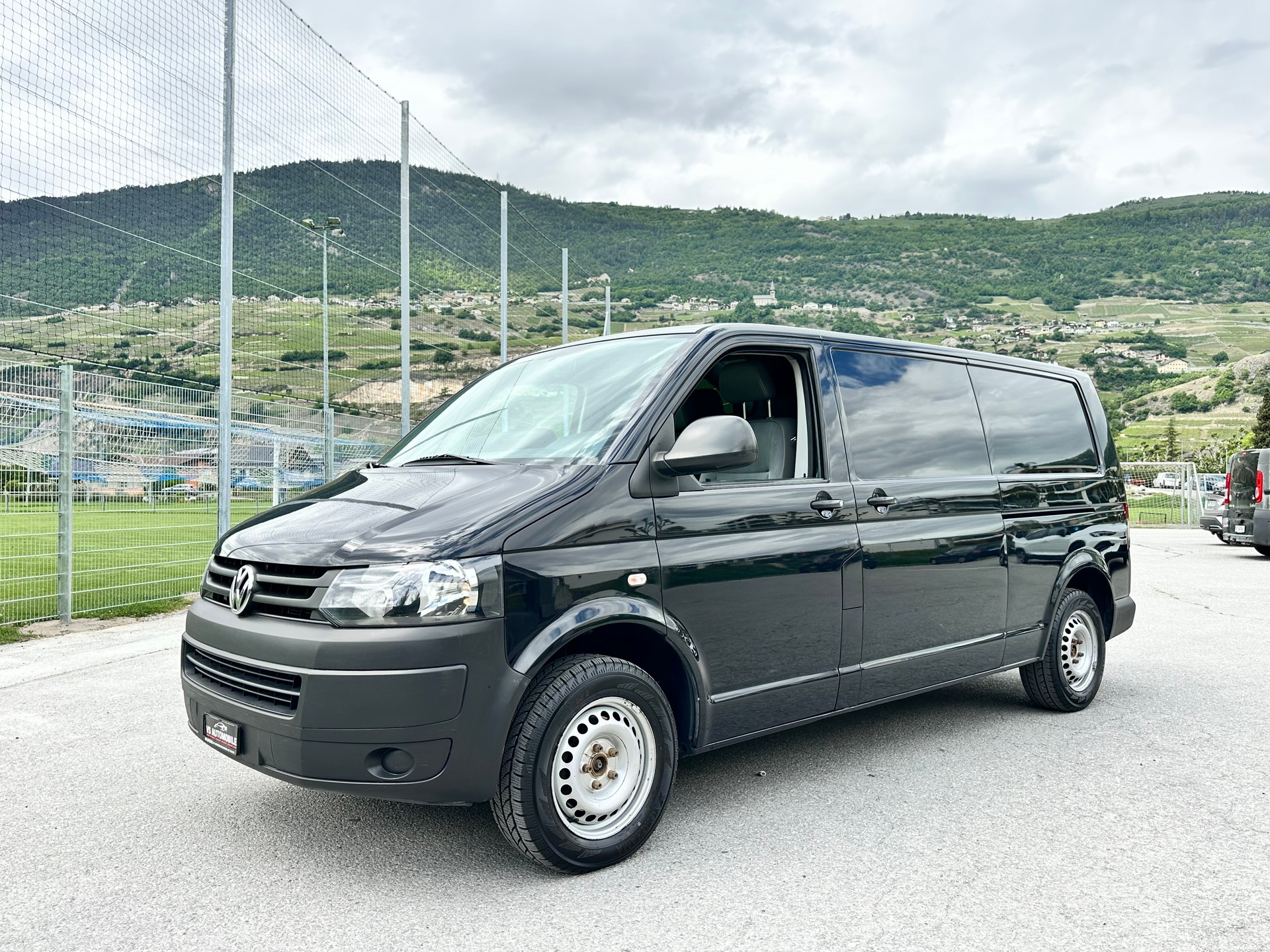 VW T5 2.0 TDI Champion 4Motion-image-0