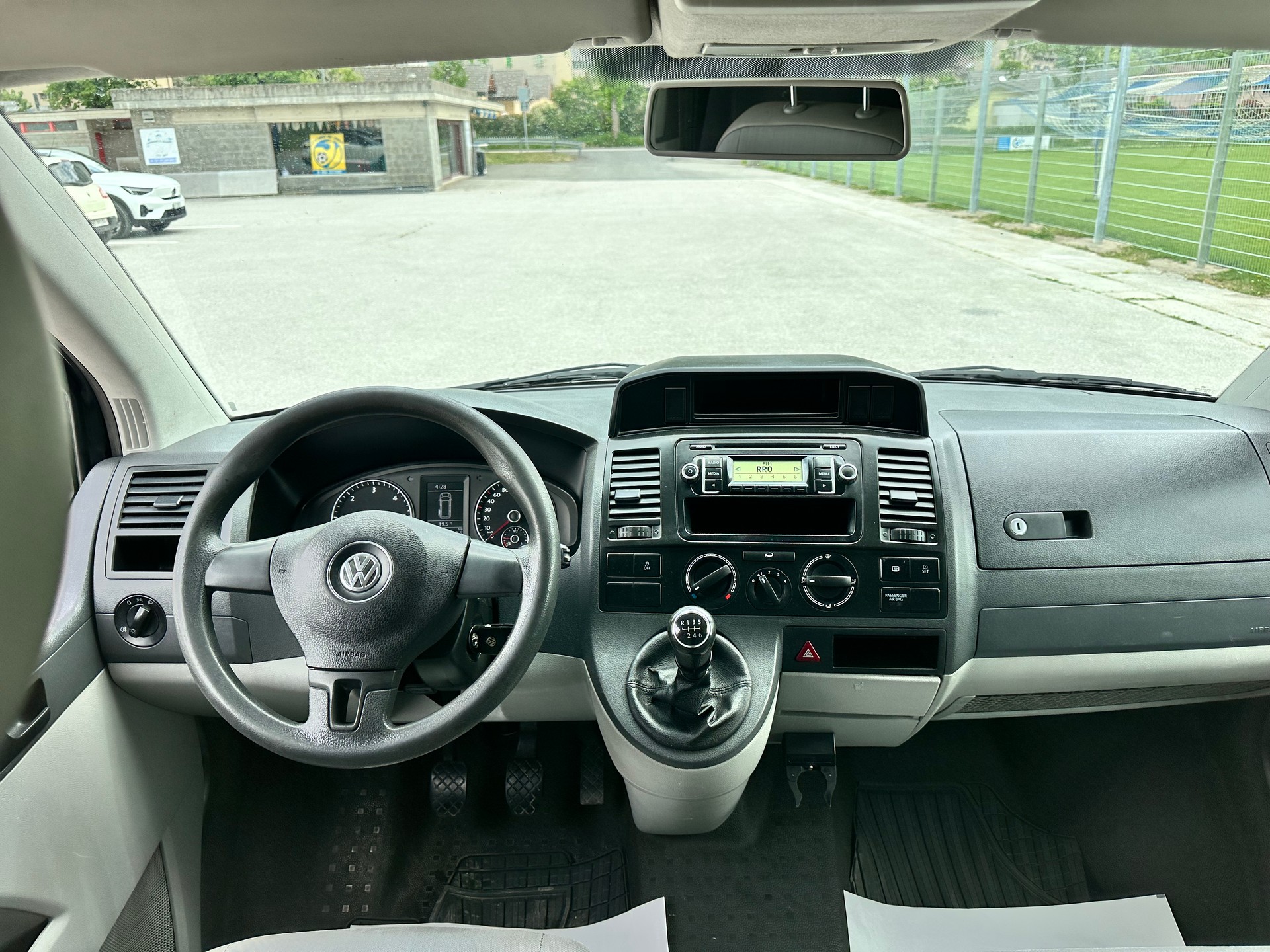 VW T5 2.0 TDI Champion 4Motion-image-12