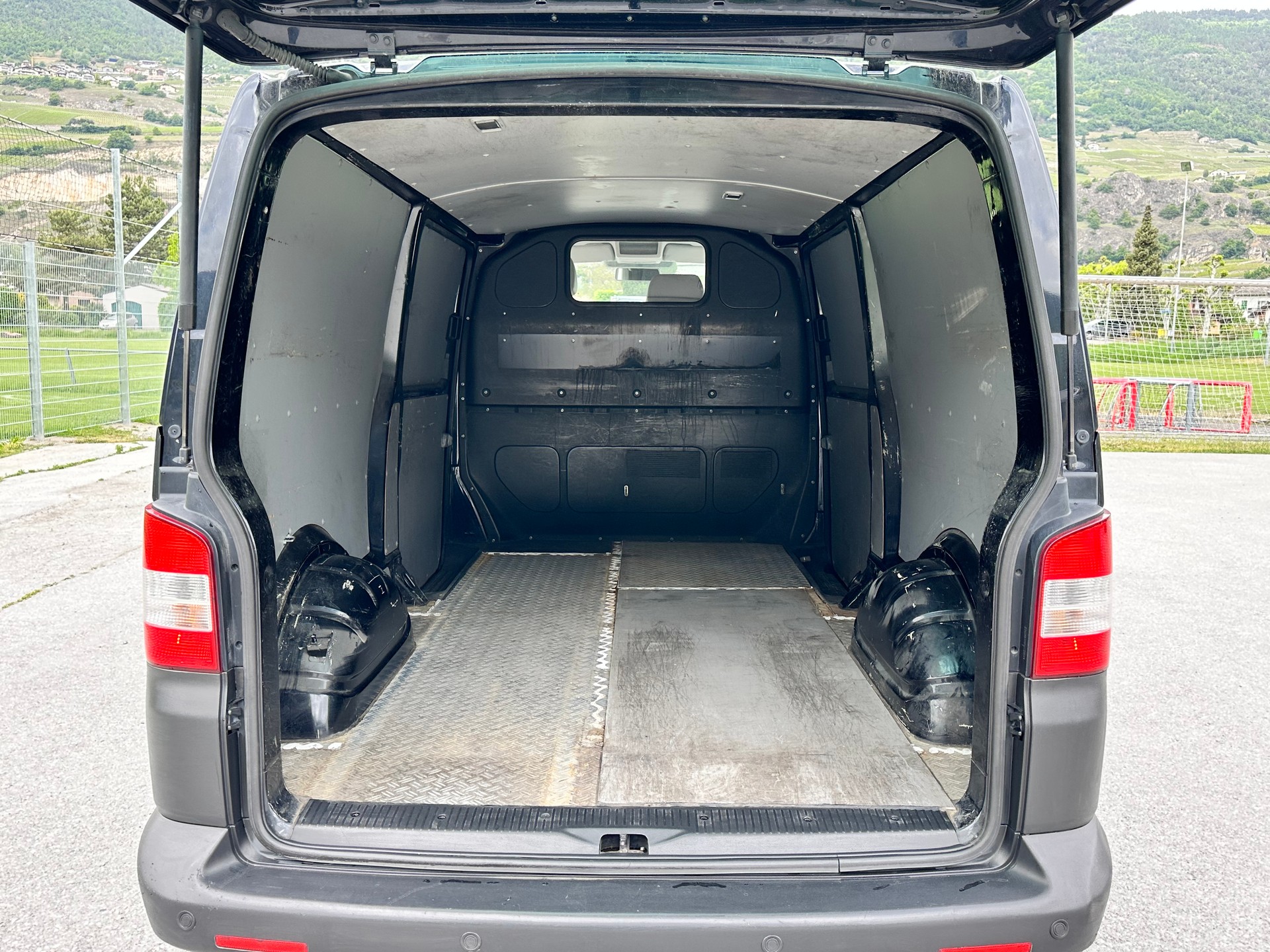 VW T5 2.0 TDI Champion 4Motion-image-14
