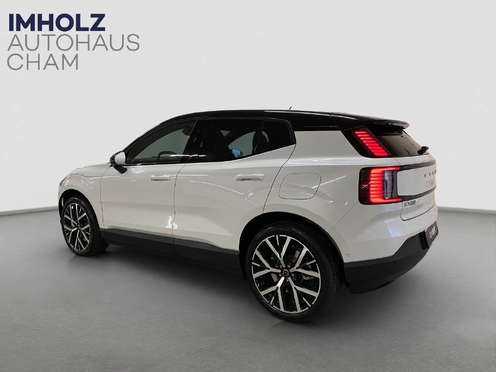 VOLVO EX 30 P8 Twin Ultra Performance AWD-image-4