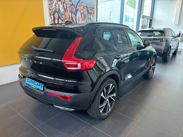 VOLVO XC40 T4 AWD R-Design Geartronic-image-4