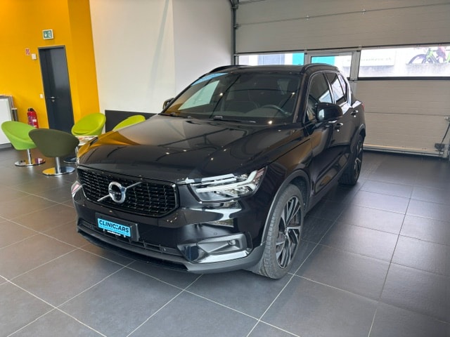 VOLVO XC40 T4 AWD R-Design Geartronic-image-3