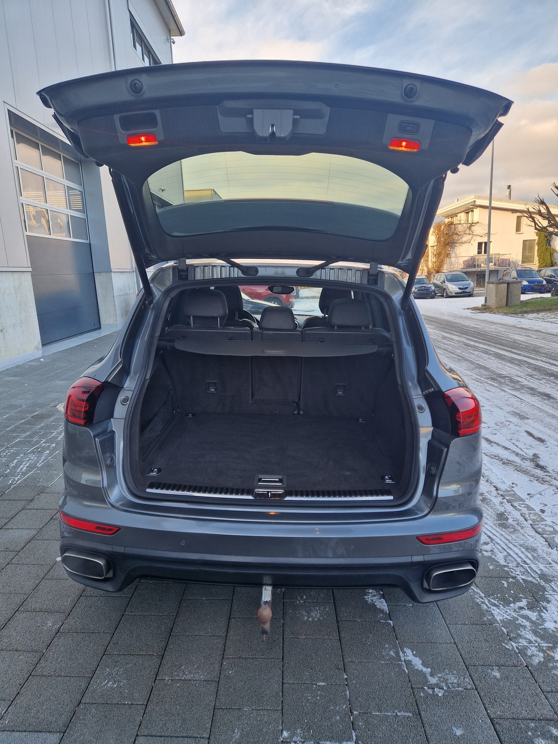 PORSCHE Diesel-image-5
