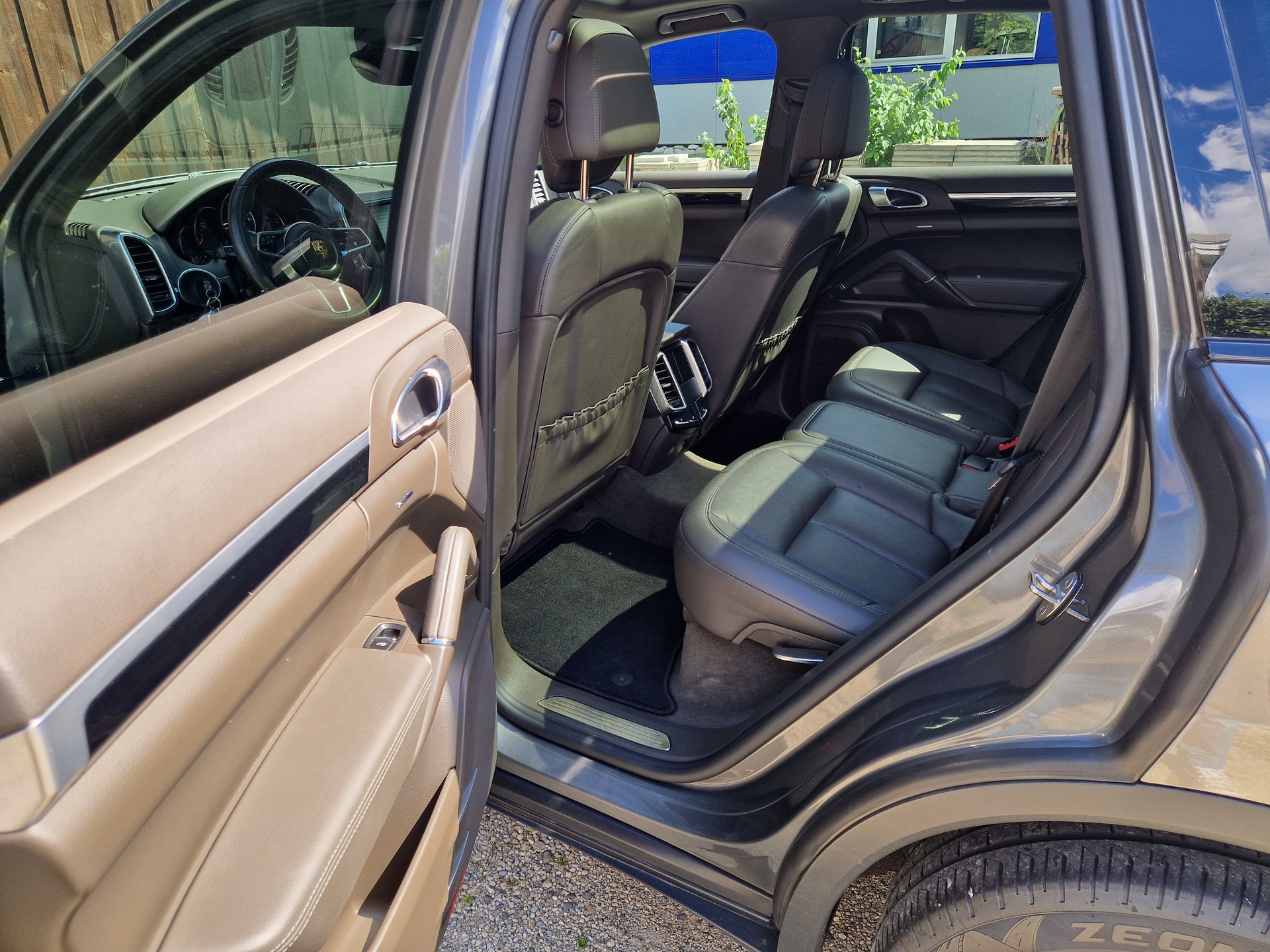 PORSCHE Diesel-image-11