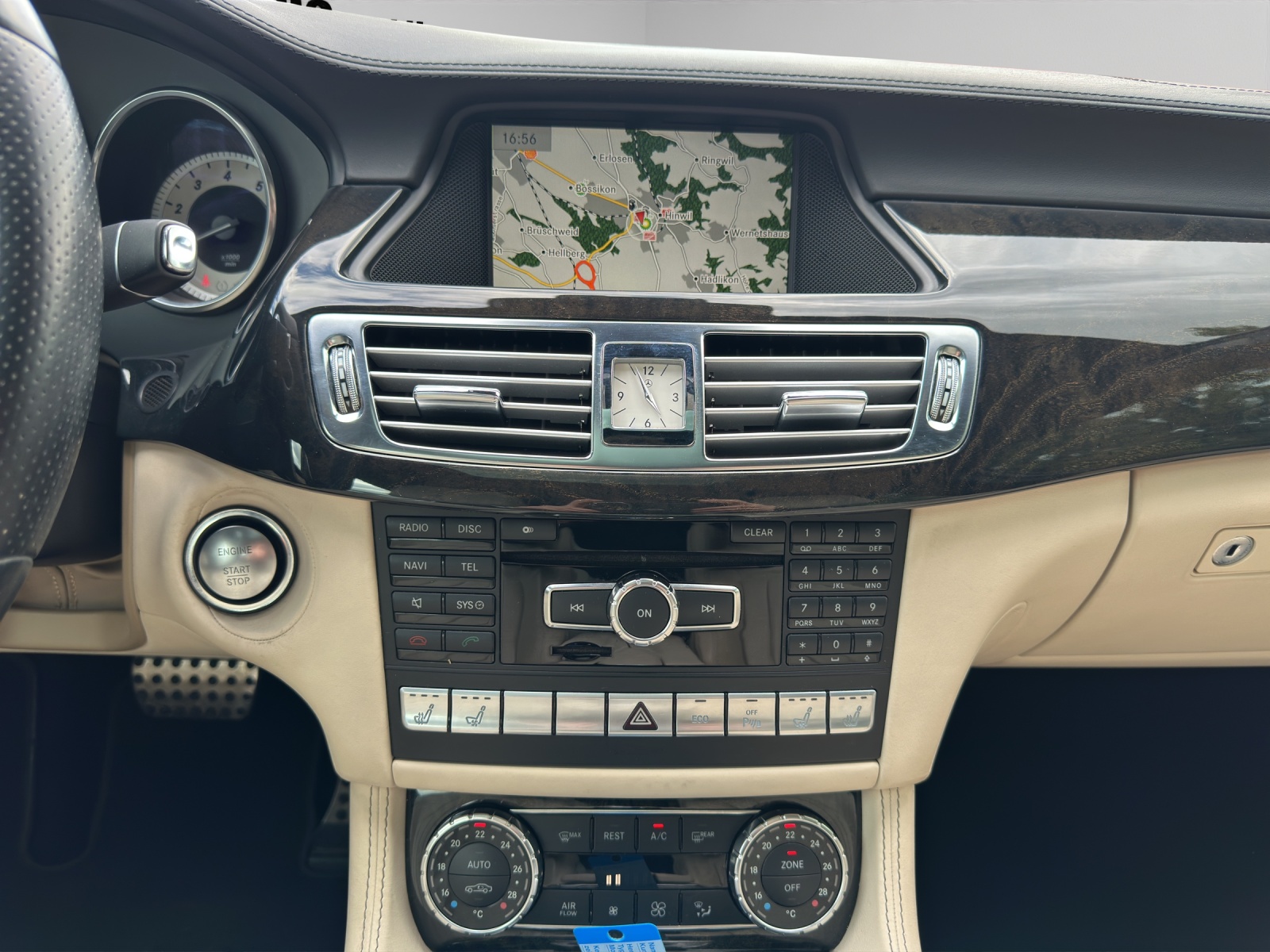MERCEDES-BENZ CLS 500 4Matic 7G-Tronic-image-12