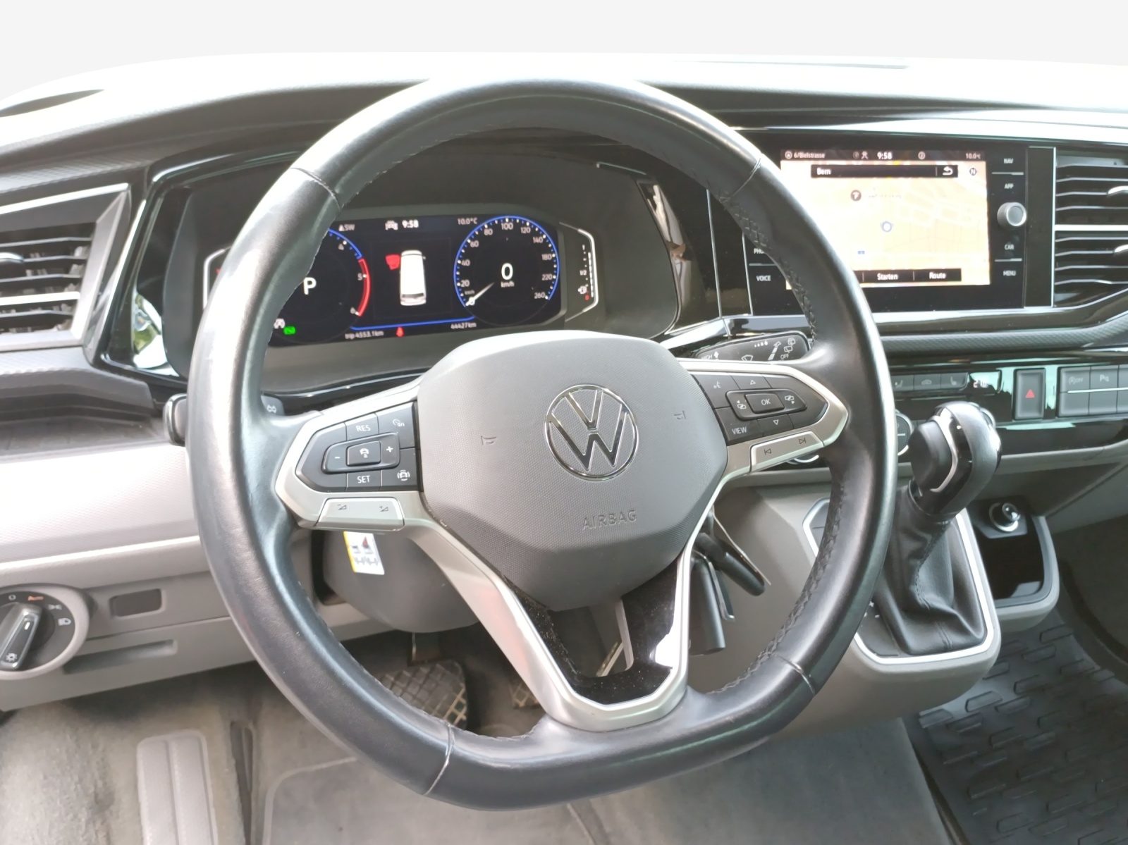 VW T6.1 California 2.0 TDI Ocean Liberty DSG-image-9