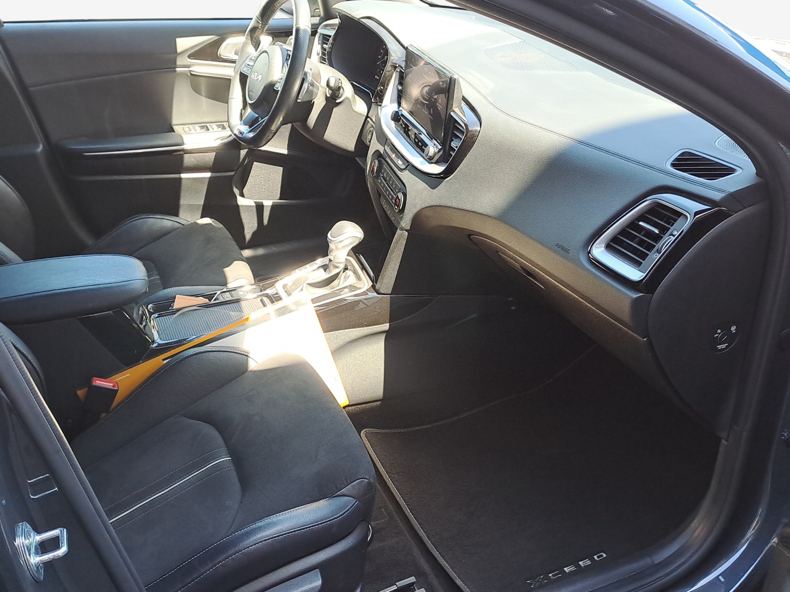 KIA XCeed 1.5 T-GDi GT-Line DCT-image-13
