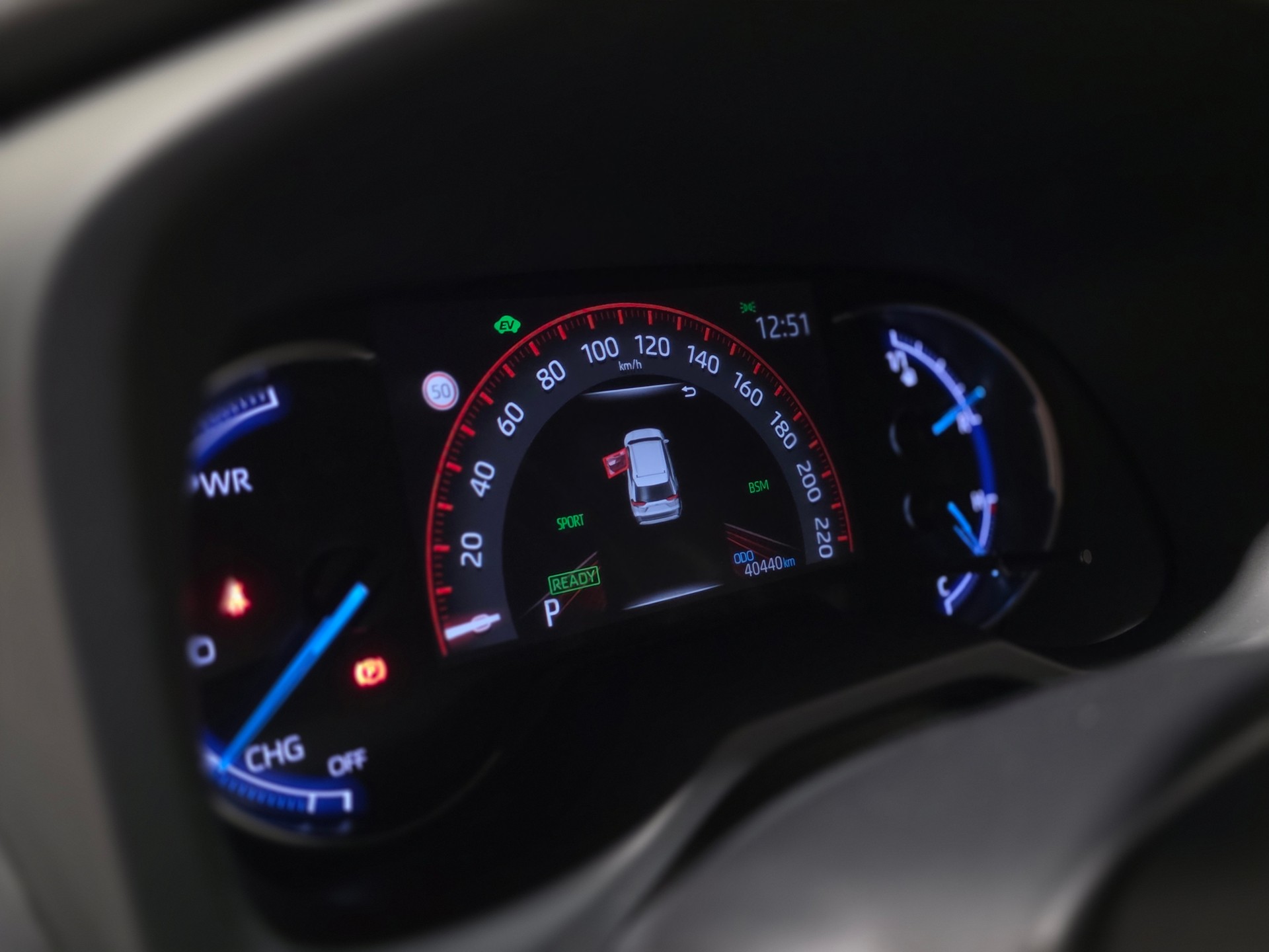 TOYOTA RAV-4 2.5 HSD Style e-CVT 4WD-image-8
