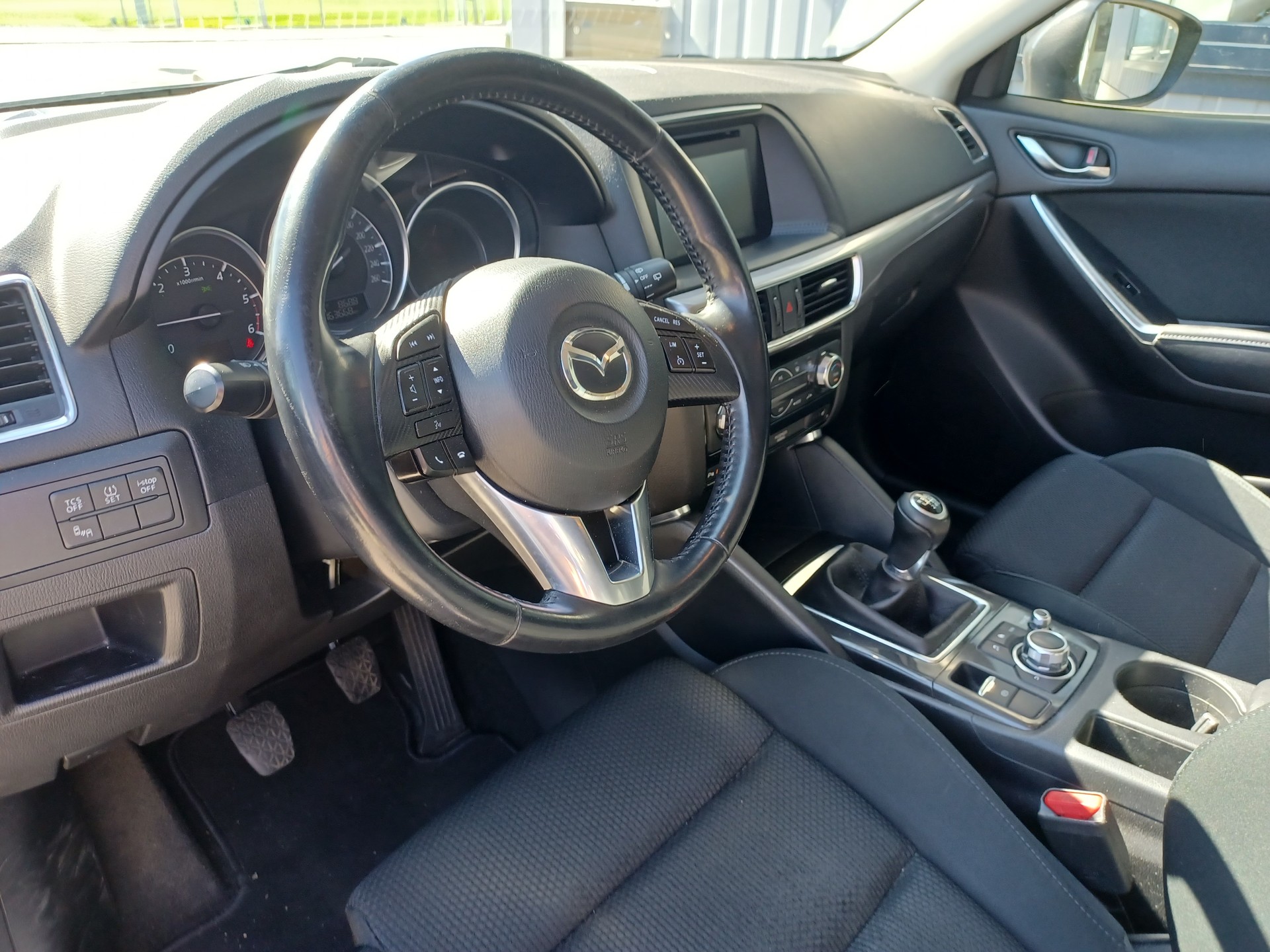 MAZDA CX-5 2.2 D Ambition AWD-image-8