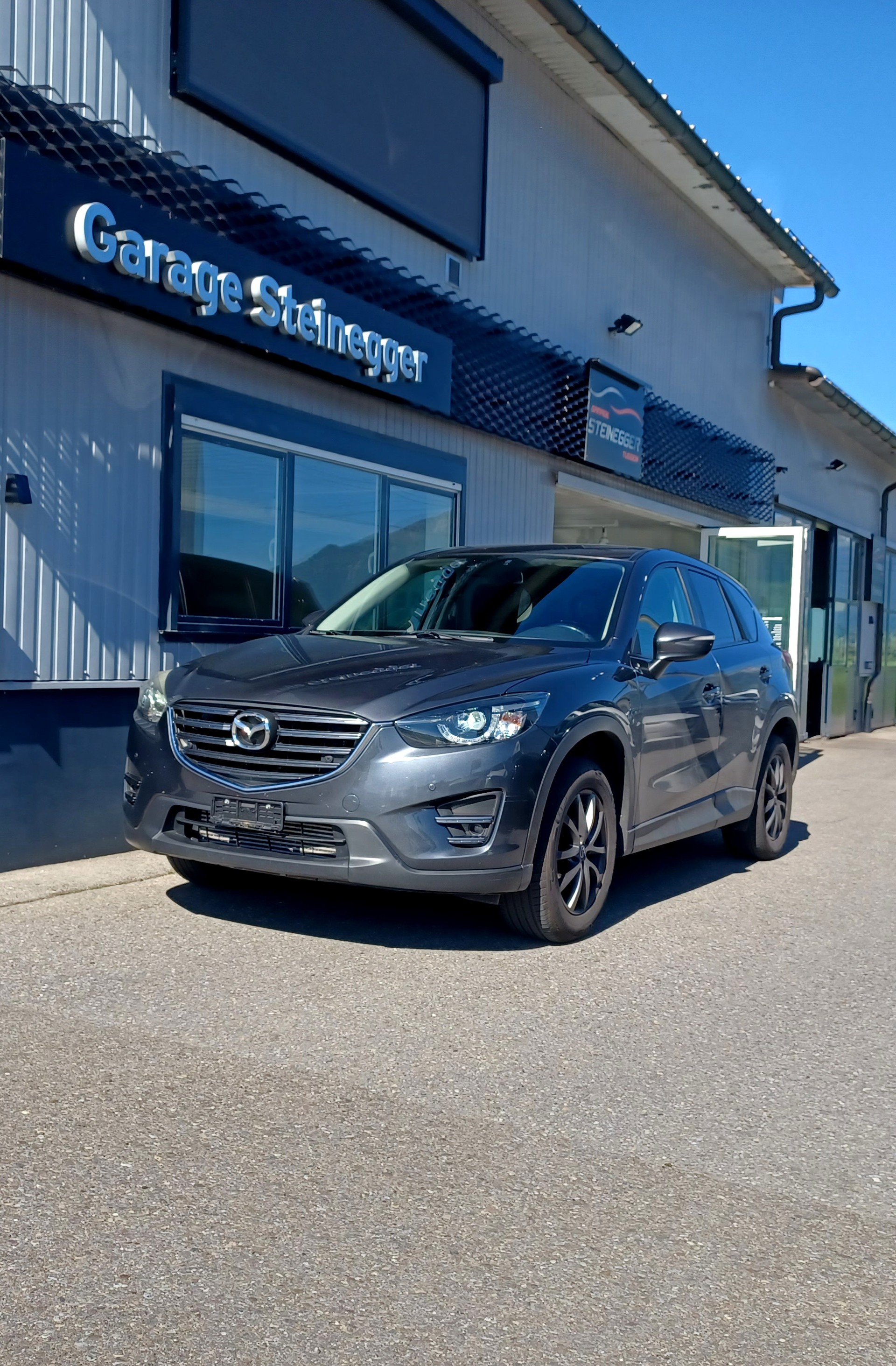 MAZDA CX-5 2.2 D Ambition AWD-image-0
