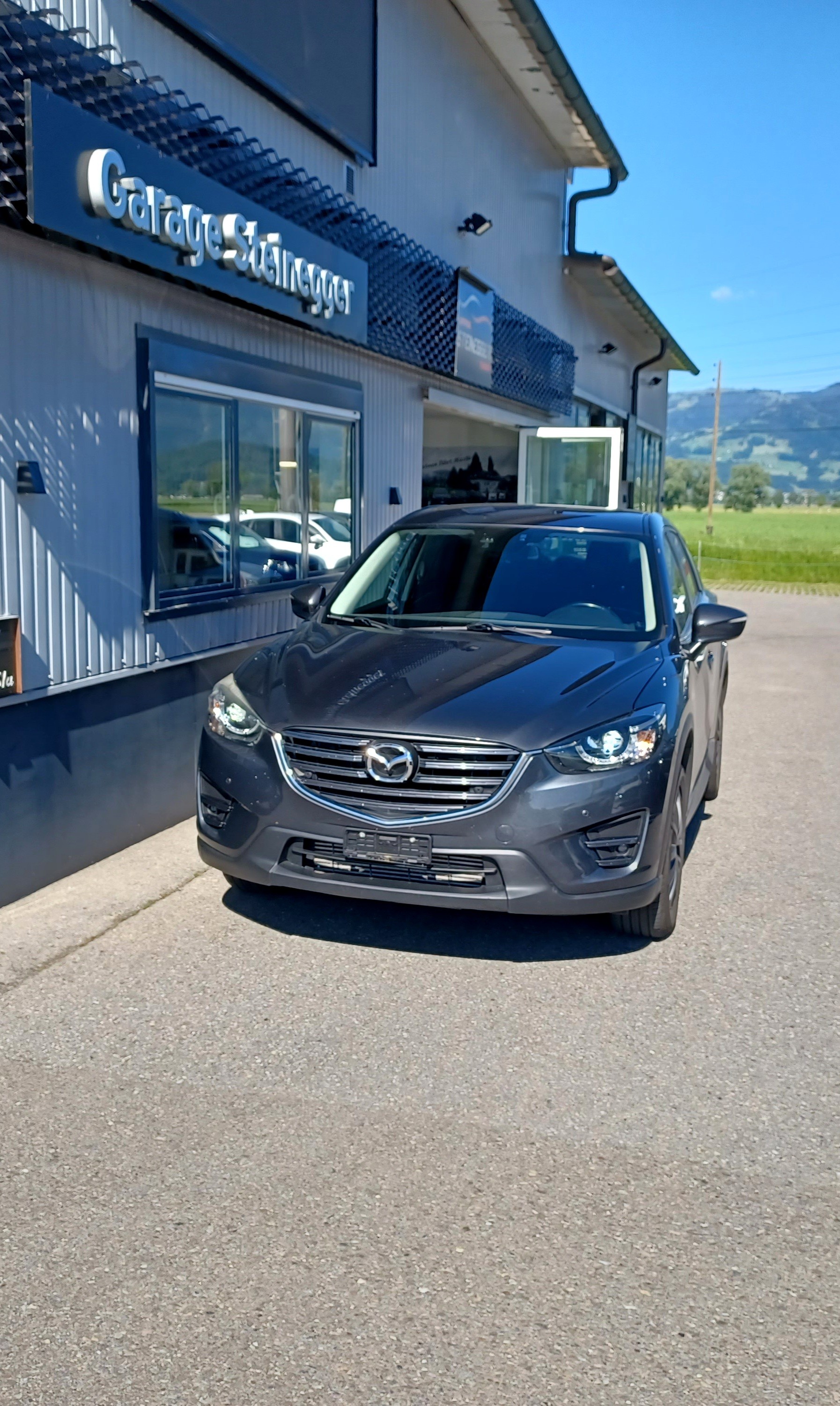 MAZDA CX-5 2.2 D Ambition AWD-image-2