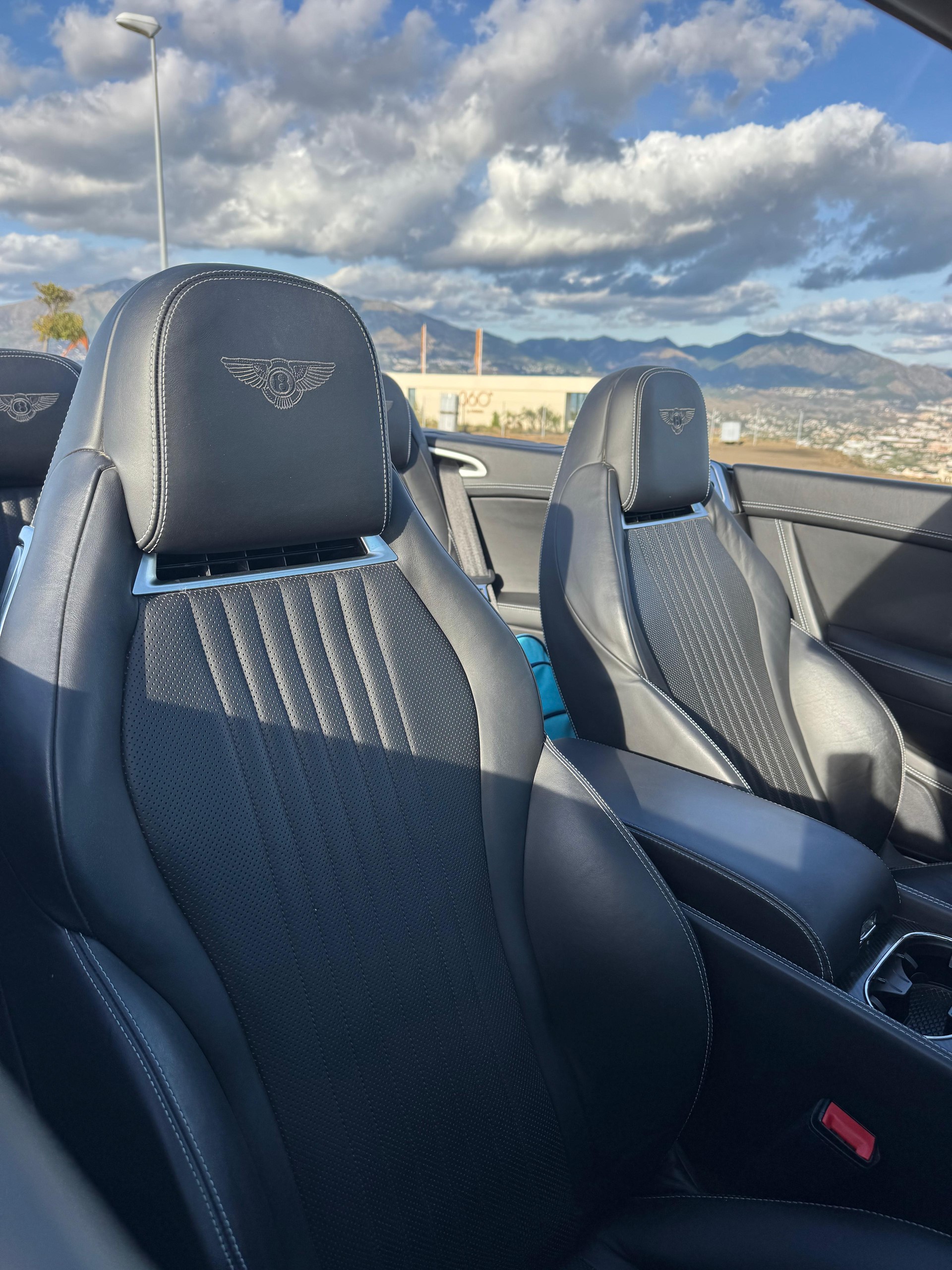 BENTLEY 4.0 V8 S-image-5