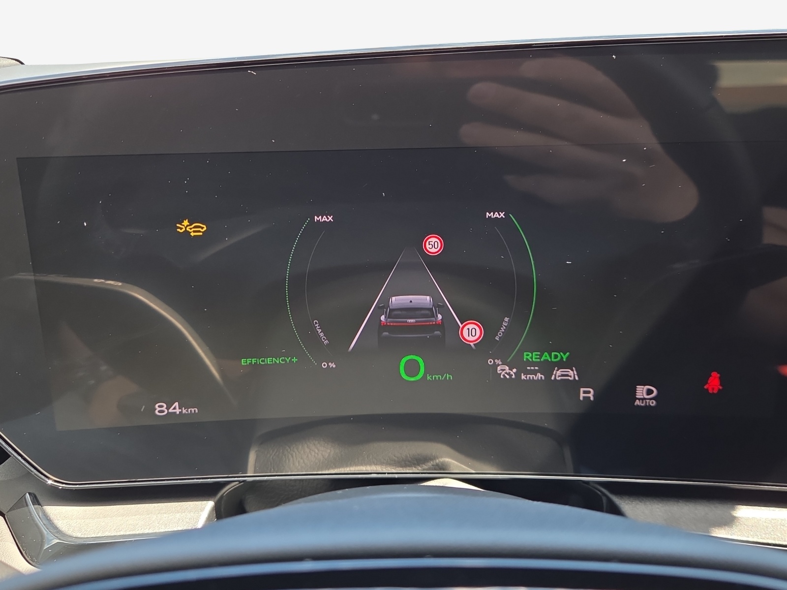 AUDI Q6 e-tron quattro-image-16