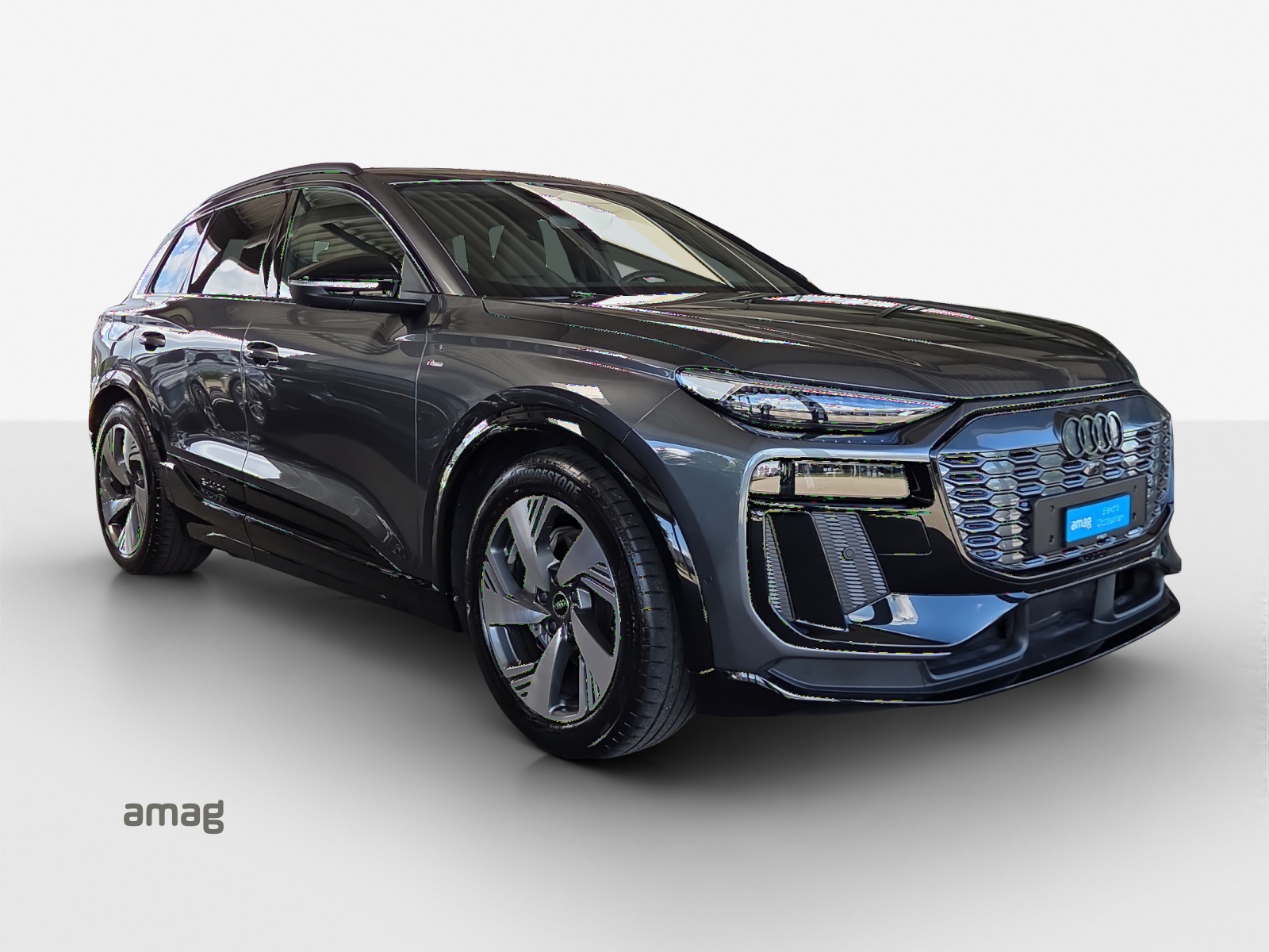 AUDI Q6 e-tron quattro-image-6