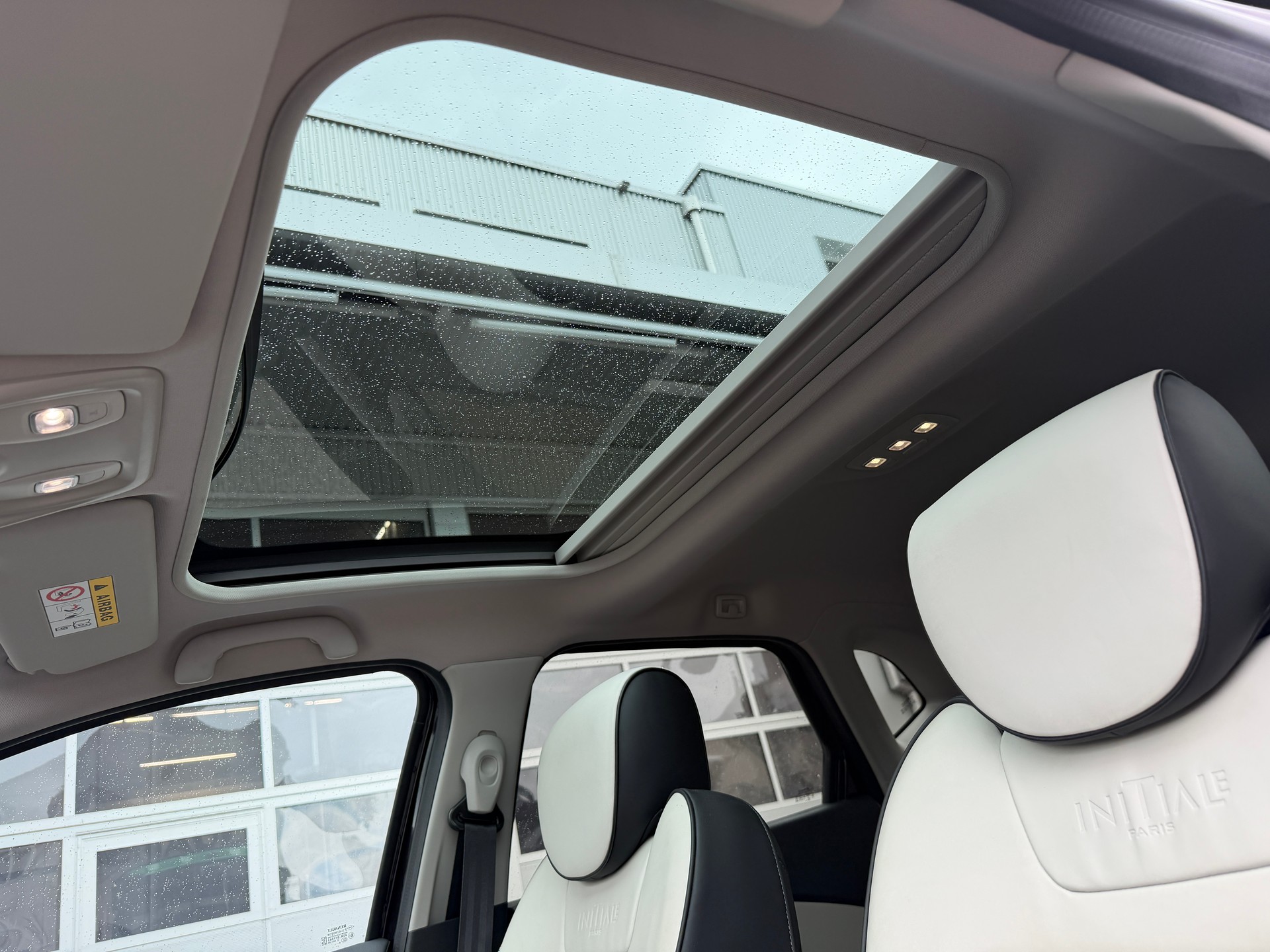 RENAULT Captur 1.3 TCe Initiale EDC S/S PF-image-11