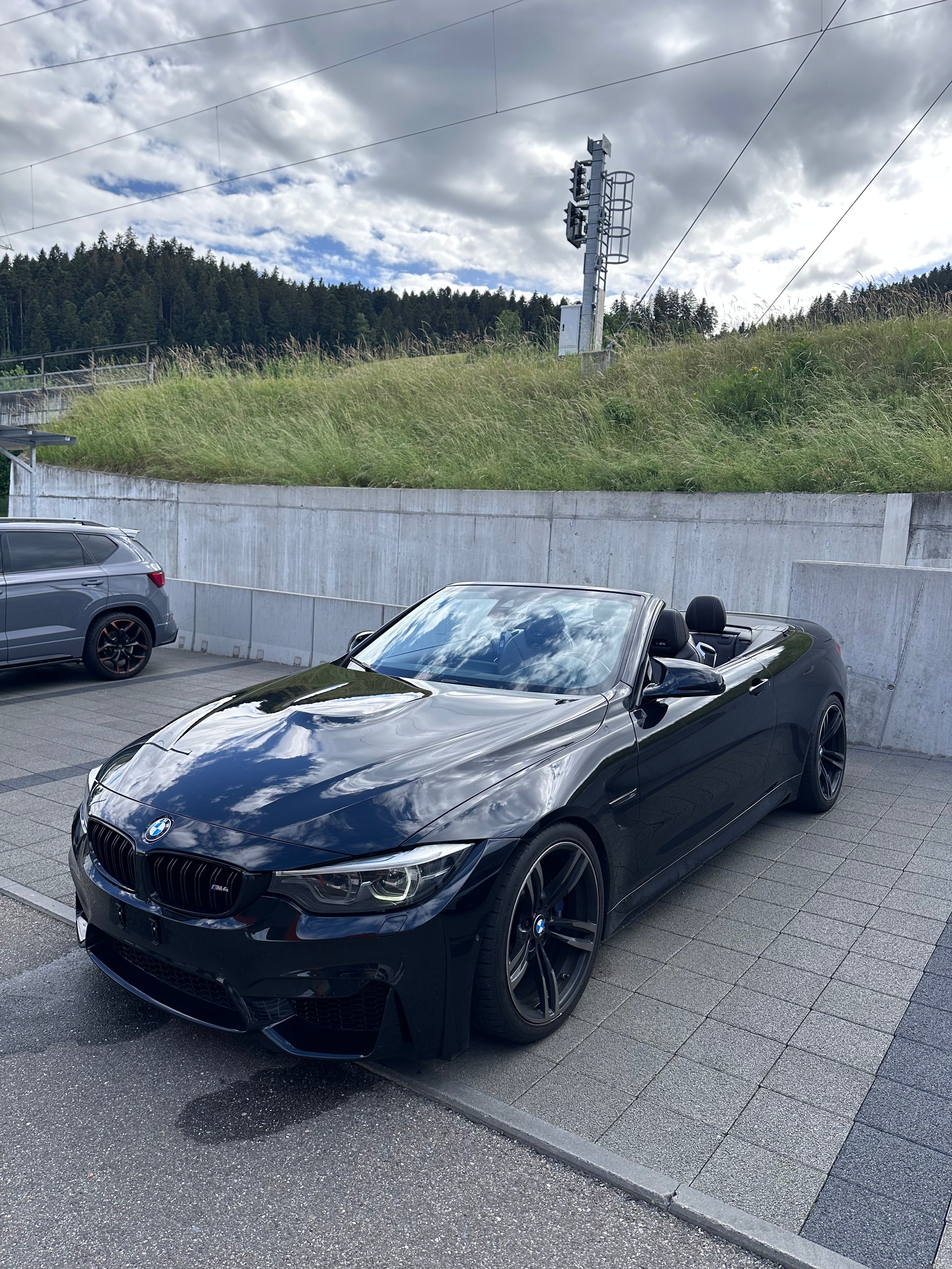BMW M4 Competition-image-1